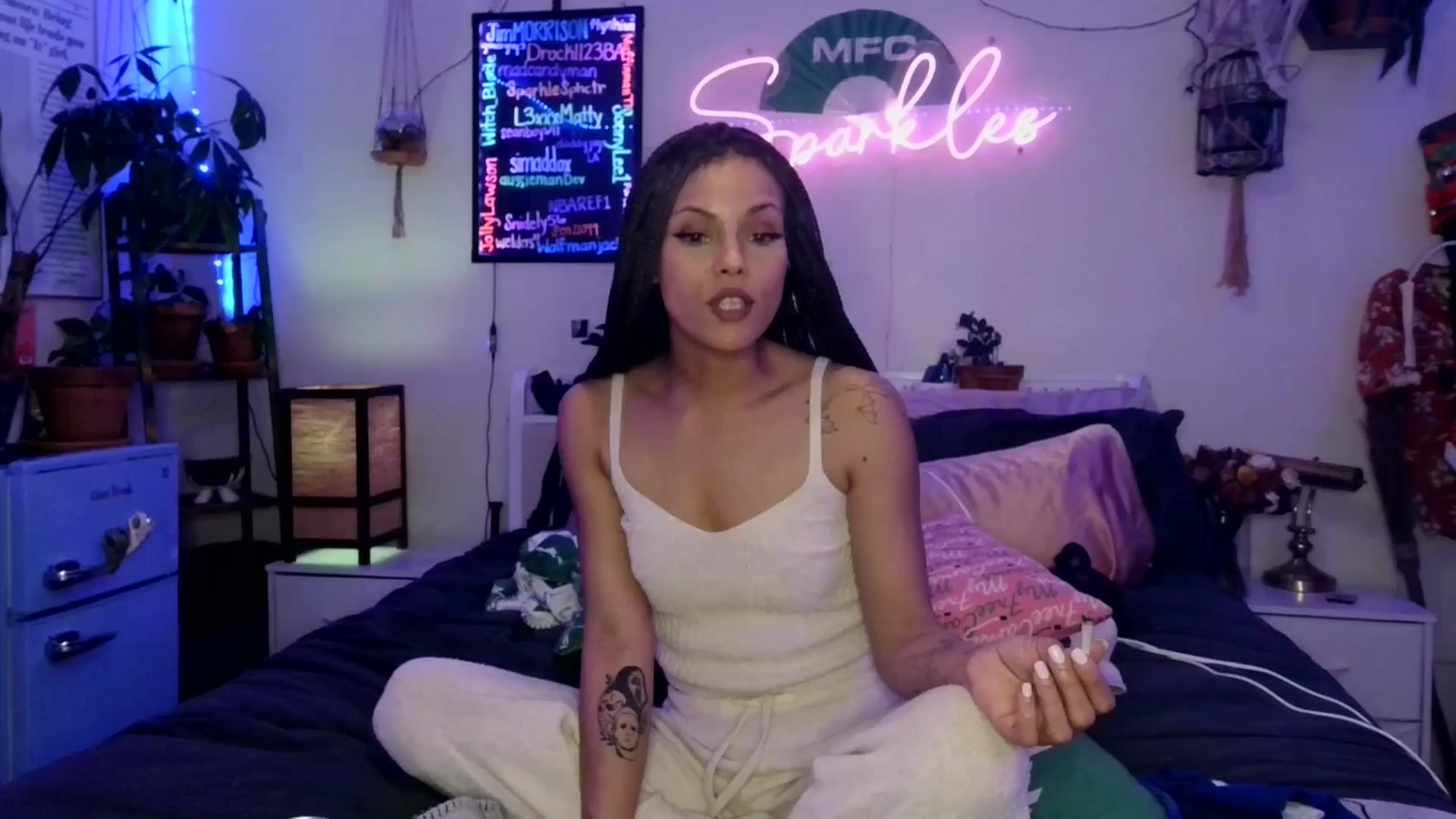 Gallery image thumbnail from SPARKL3S's myfreecams stream on, 01/02/2026, 10:50 image 9 of 20
