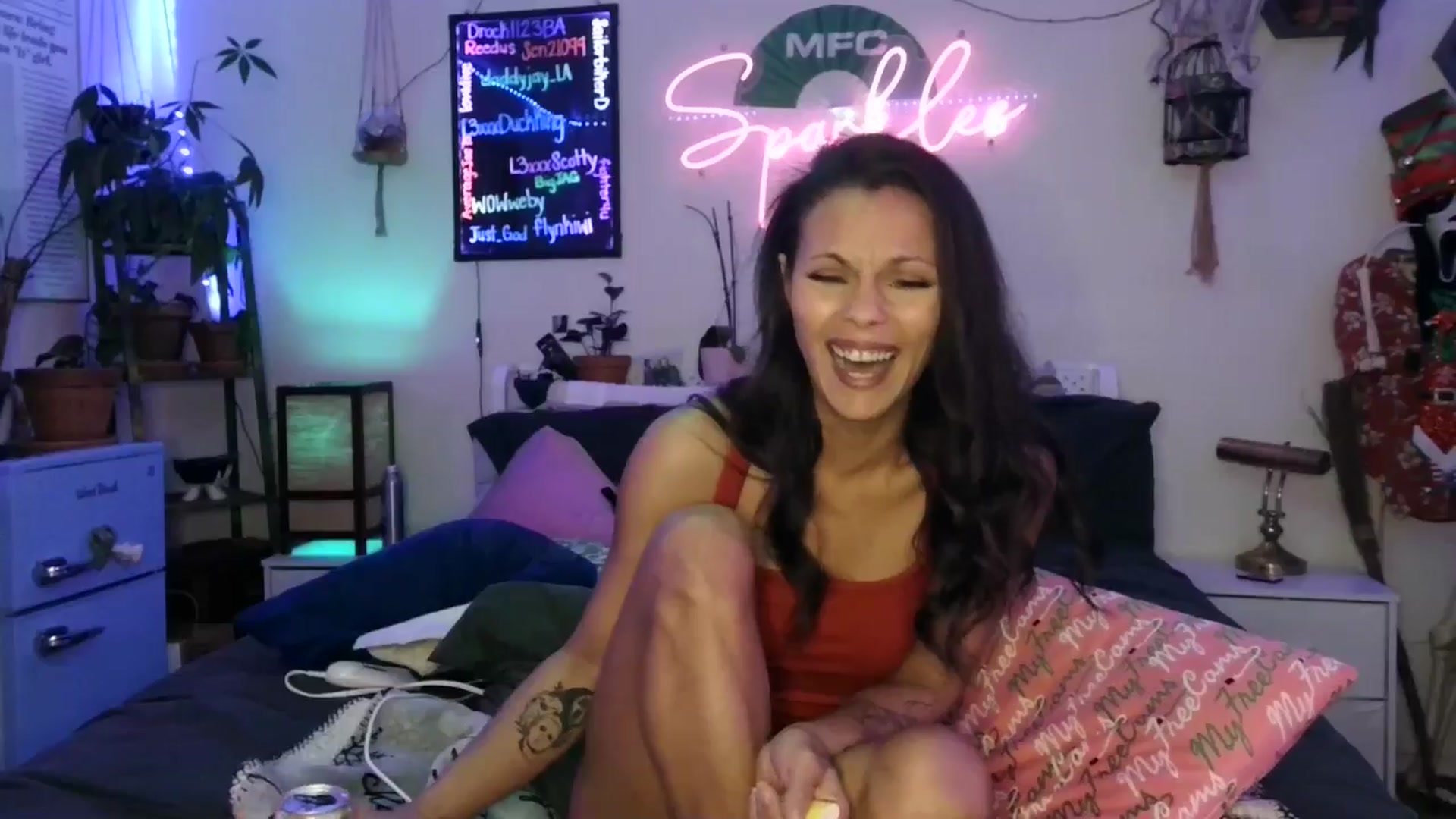 Gallery image thumbnail from SPARKL3S's myfreecams stream on, 01/11/2026, 11:56 image 19 of 20
