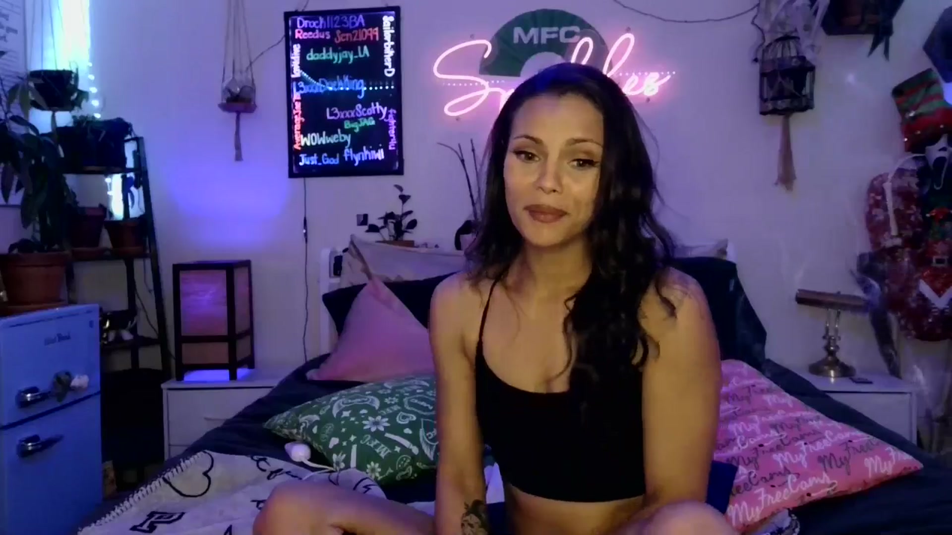 Gallery image thumbnail from SPARKL3S's myfreecams stream on, 01/18/2026, 10:03 image 20 of 20