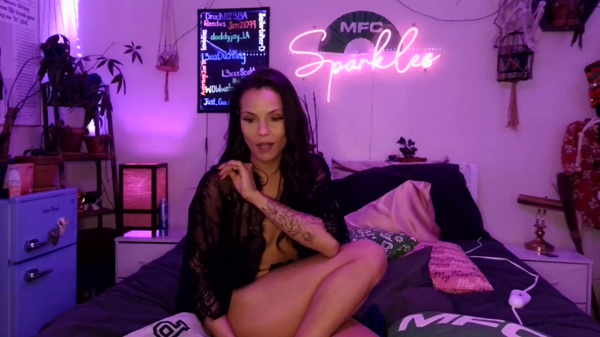 Gallery image thumbnail from SPARKL3S's myfreecams stream on, 01/25/2026, 10:34 image 11 of 20