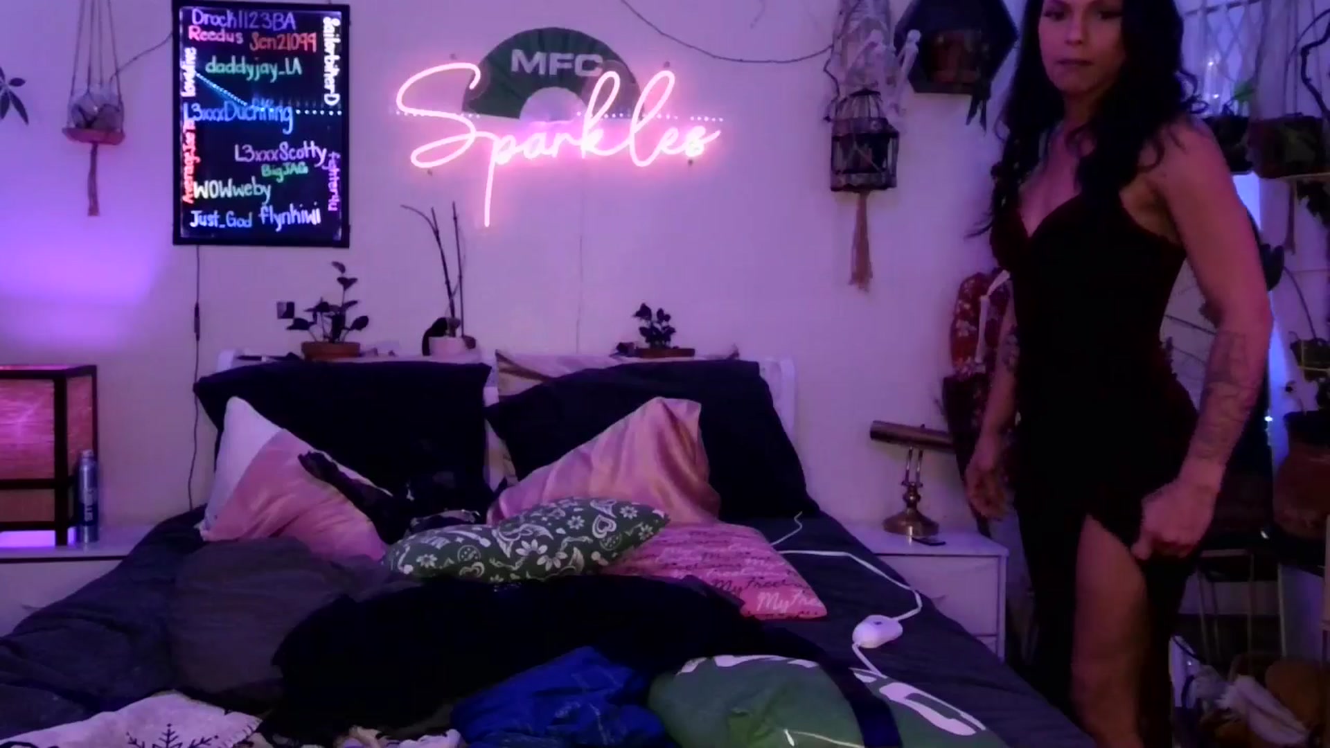 Gallery image thumbnail from SPARKL3S's myfreecams stream on, 01/25/2026, 10:34 image 19 of 20