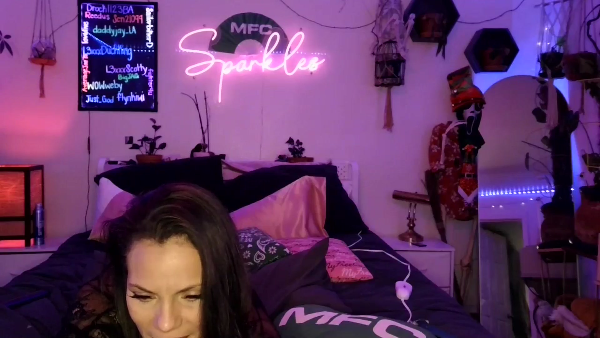Gallery image thumbnail from SPARKL3S's myfreecams stream on, 01/25/2026, 12:15 image 7 of 20