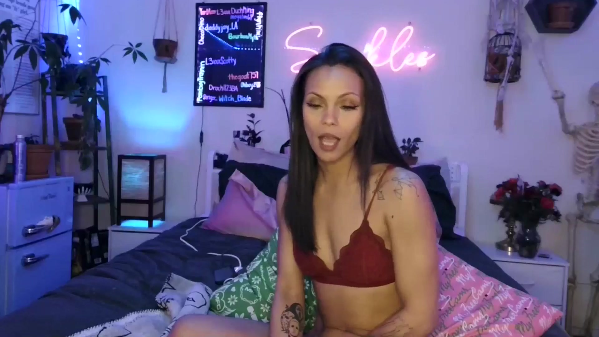 Gallery image thumbnail from SPARKL3S's myfreecams stream on, 02/20/2026, 09:46 image 8 of 20
