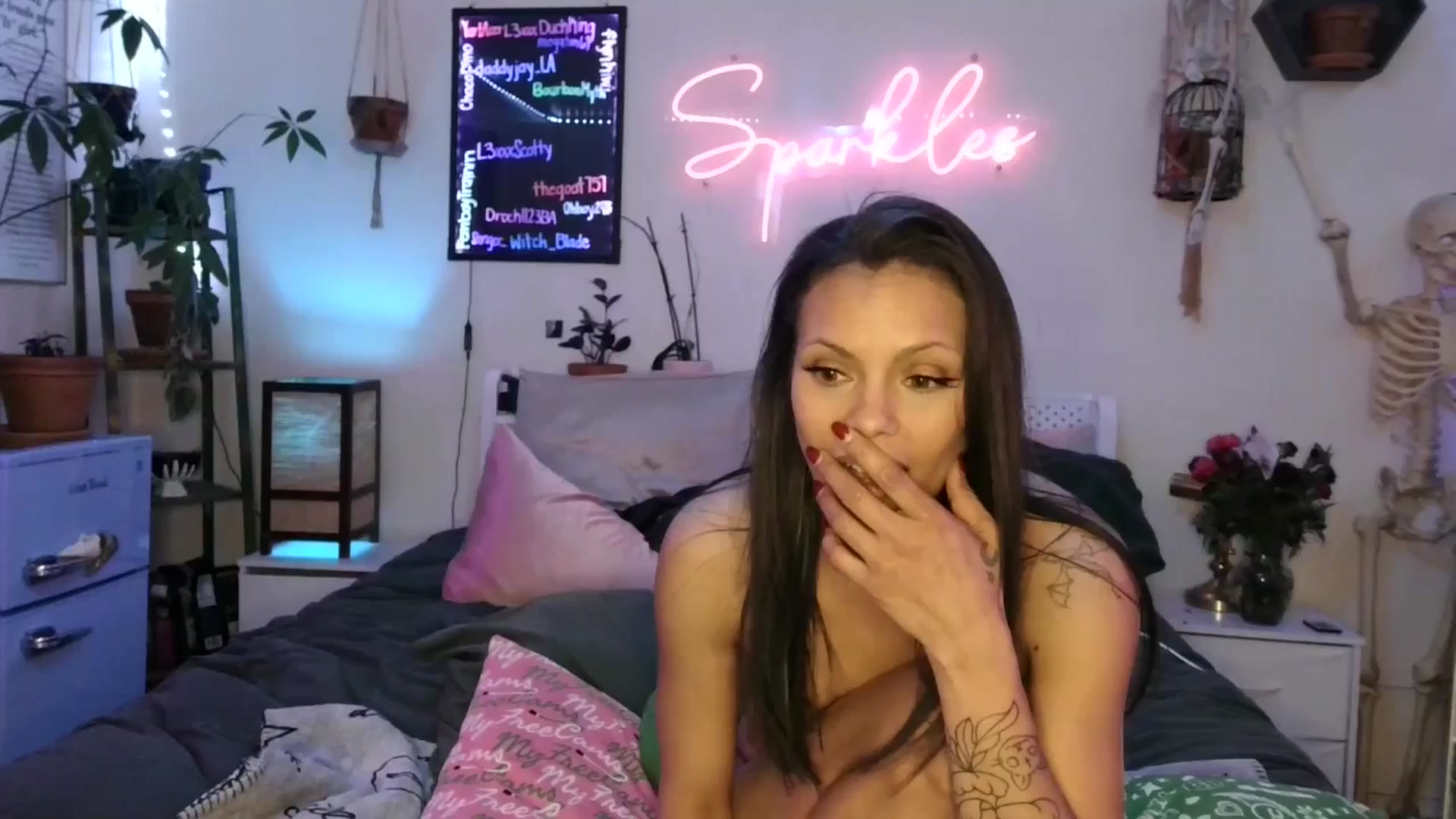 Gallery image thumbnail from SPARKL3S's myfreecams stream on, 02/22/2026, 10:08 image 10 of 20