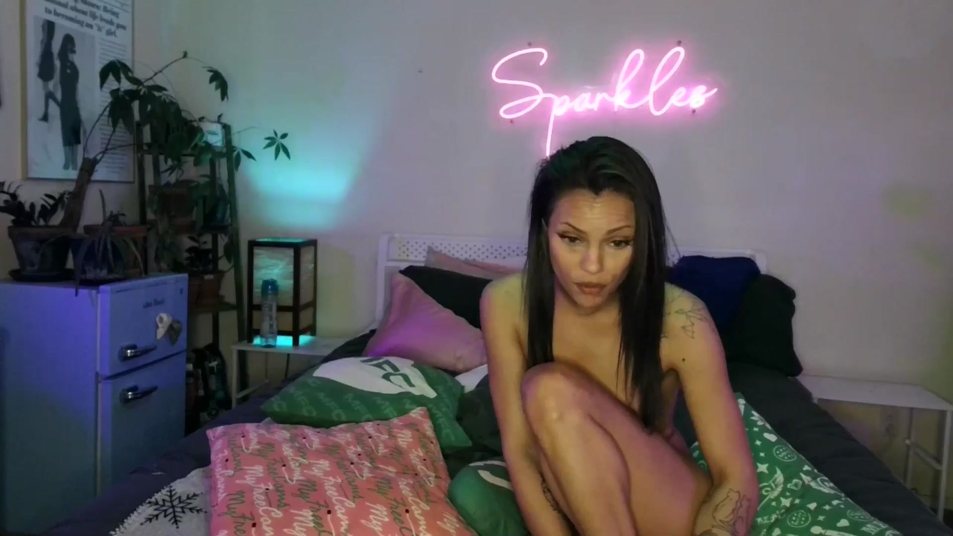 Gallery image thumbnail from SPARKL3S's myfreecams stream on, 03/01/2026, 12:30 image 14 of 20