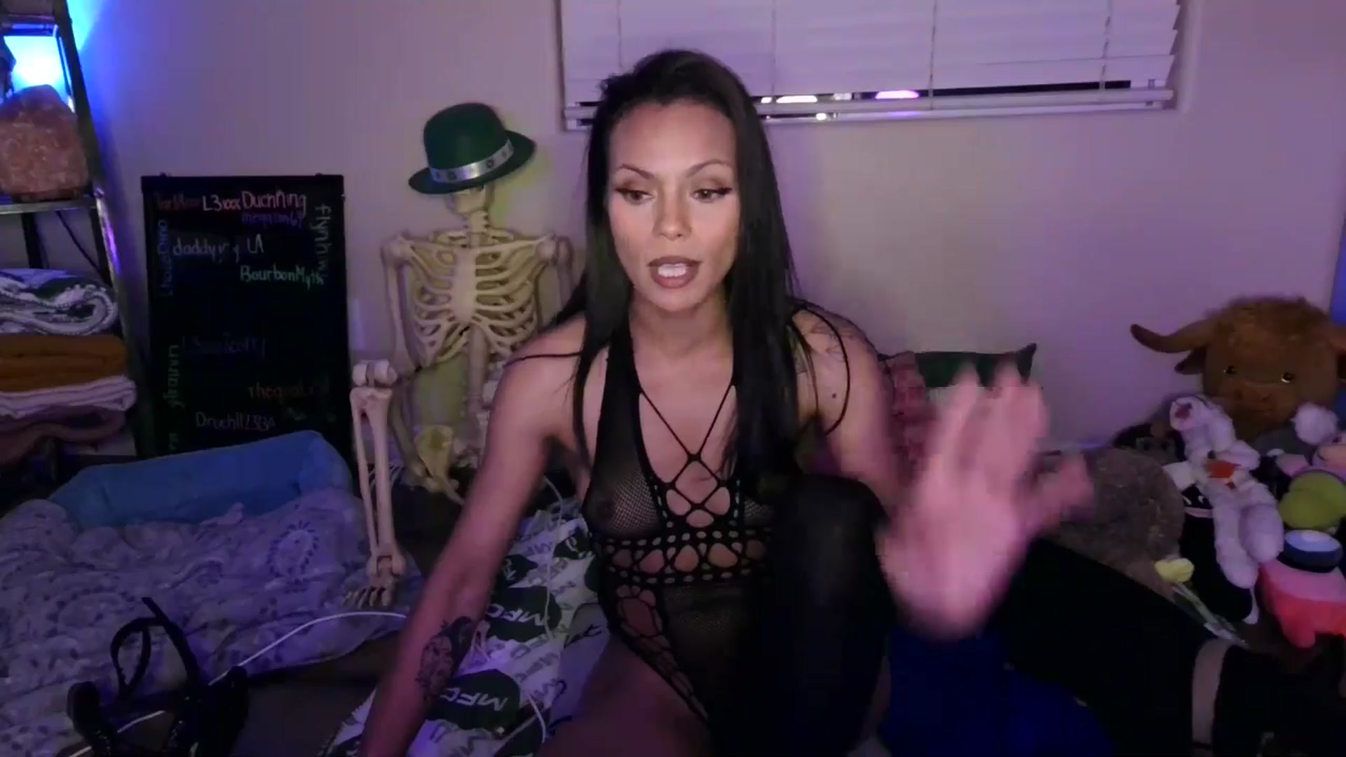 Gallery image thumbnail from SPARKL3S's myfreecams stream on, 03/08/2026, 12:38 image 11 of 20