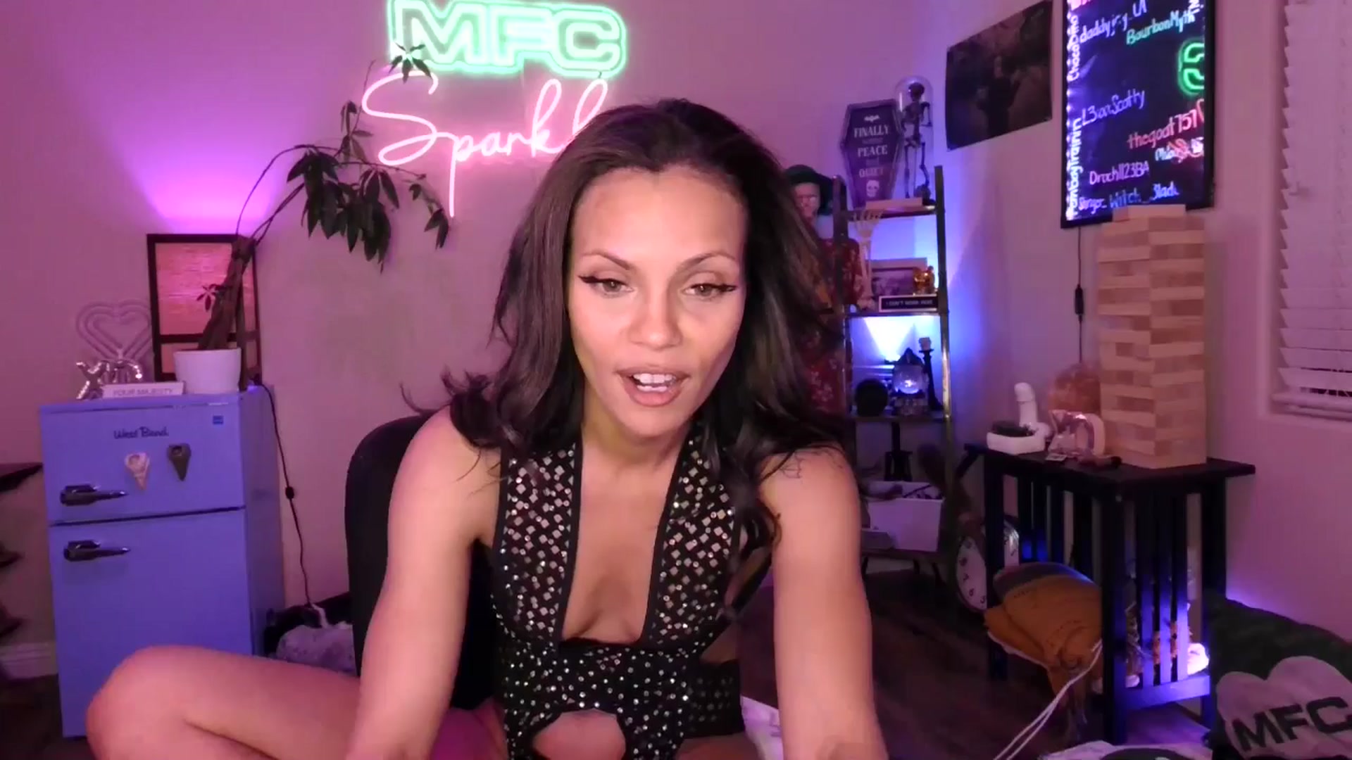 Gallery image thumbnail from SPARKL3S's myfreecams stream on, 03/14/2026, 12:23 image 10 of 20