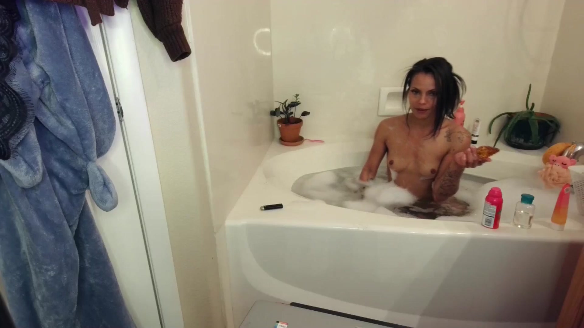 Gallery image thumbnail from SPARKL3S's myfreecams stream on, 03/17/2026, 11:15 image 3 of 20