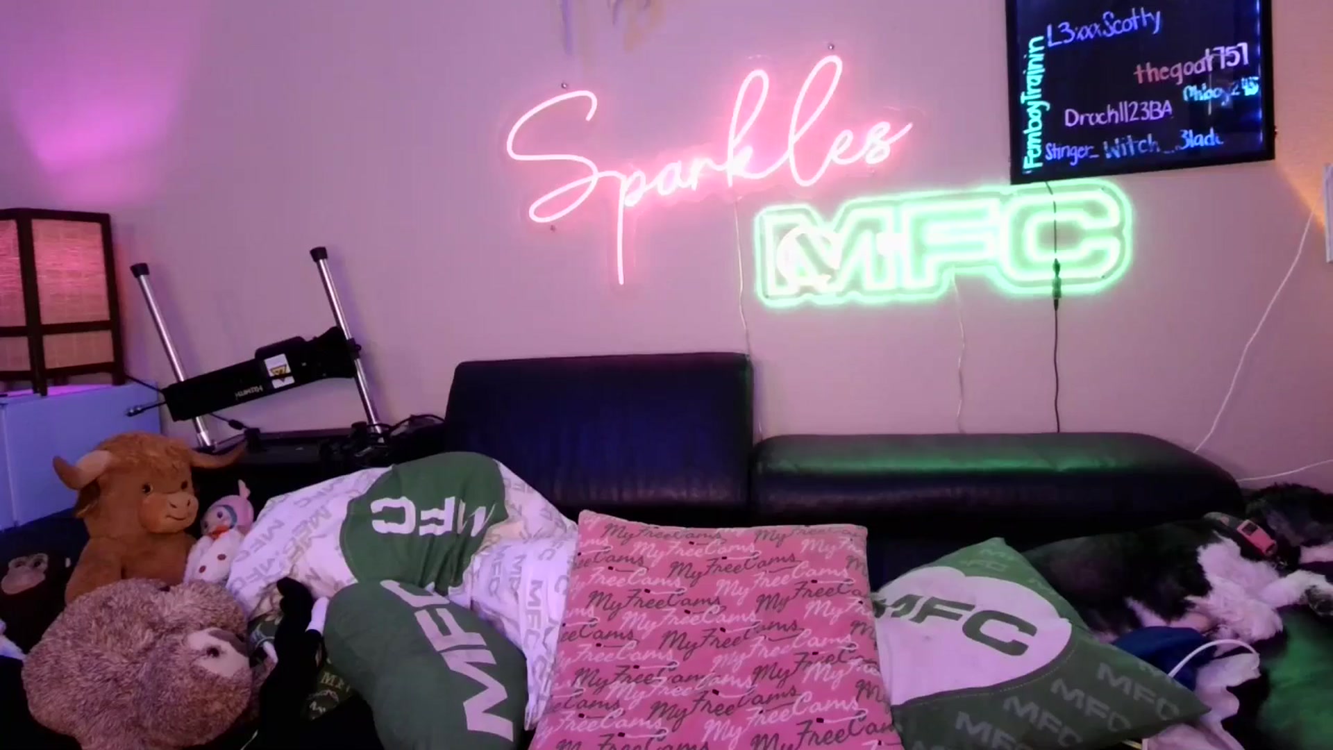 Gallery image thumbnail from SPARKL3S's myfreecams stream on, 03/24/2026, 07:56 image 7 of 20