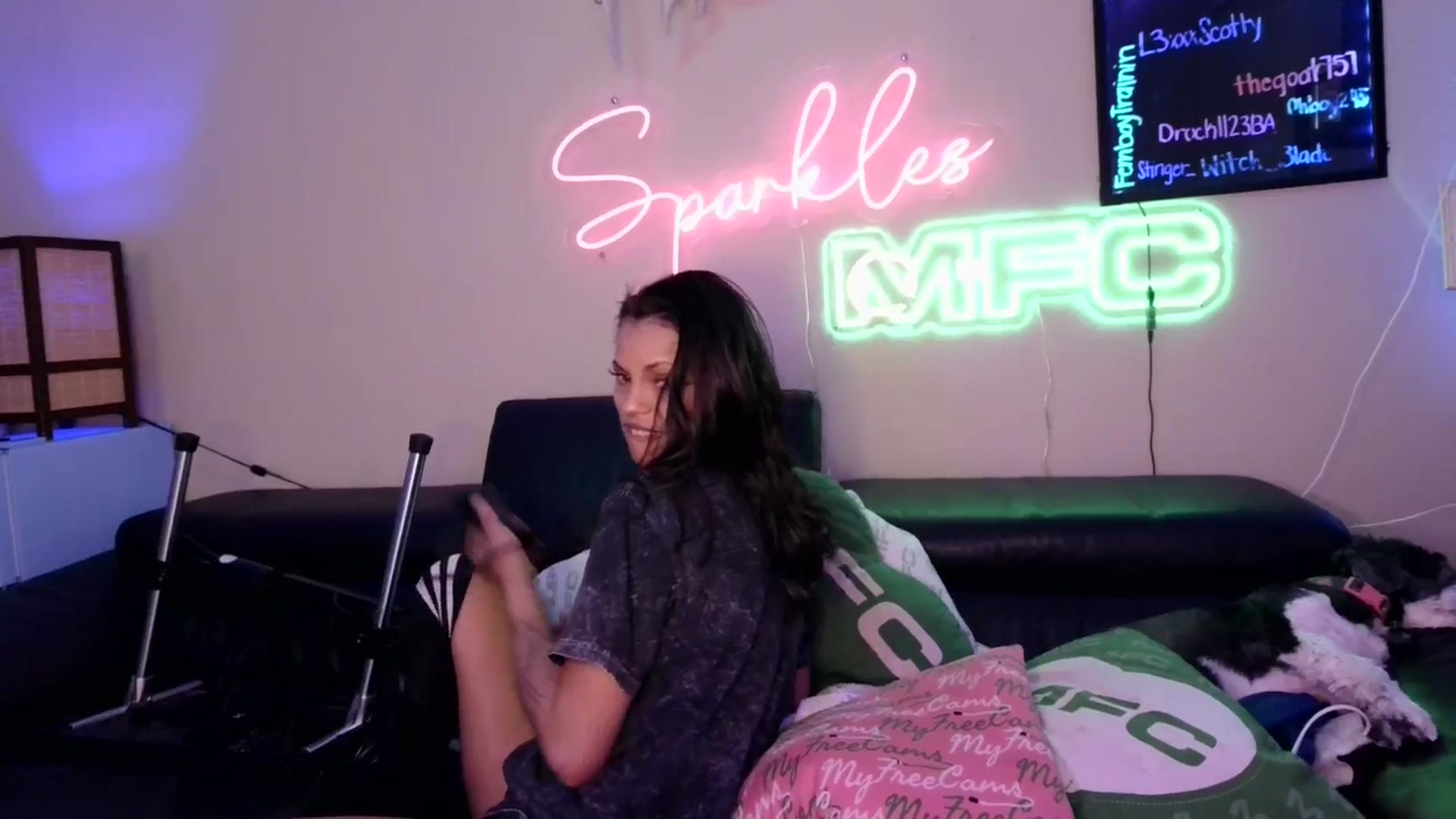 Gallery image thumbnail from SPARKL3S's myfreecams stream on, 03/24/2026, 07:56 image 17 of 20