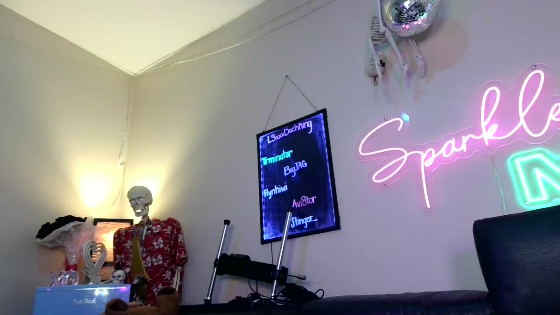 Gallery image thumbnail from SPARKL3S's myfreecams stream on, 04/12/2026, 09:52 image 16 of 20