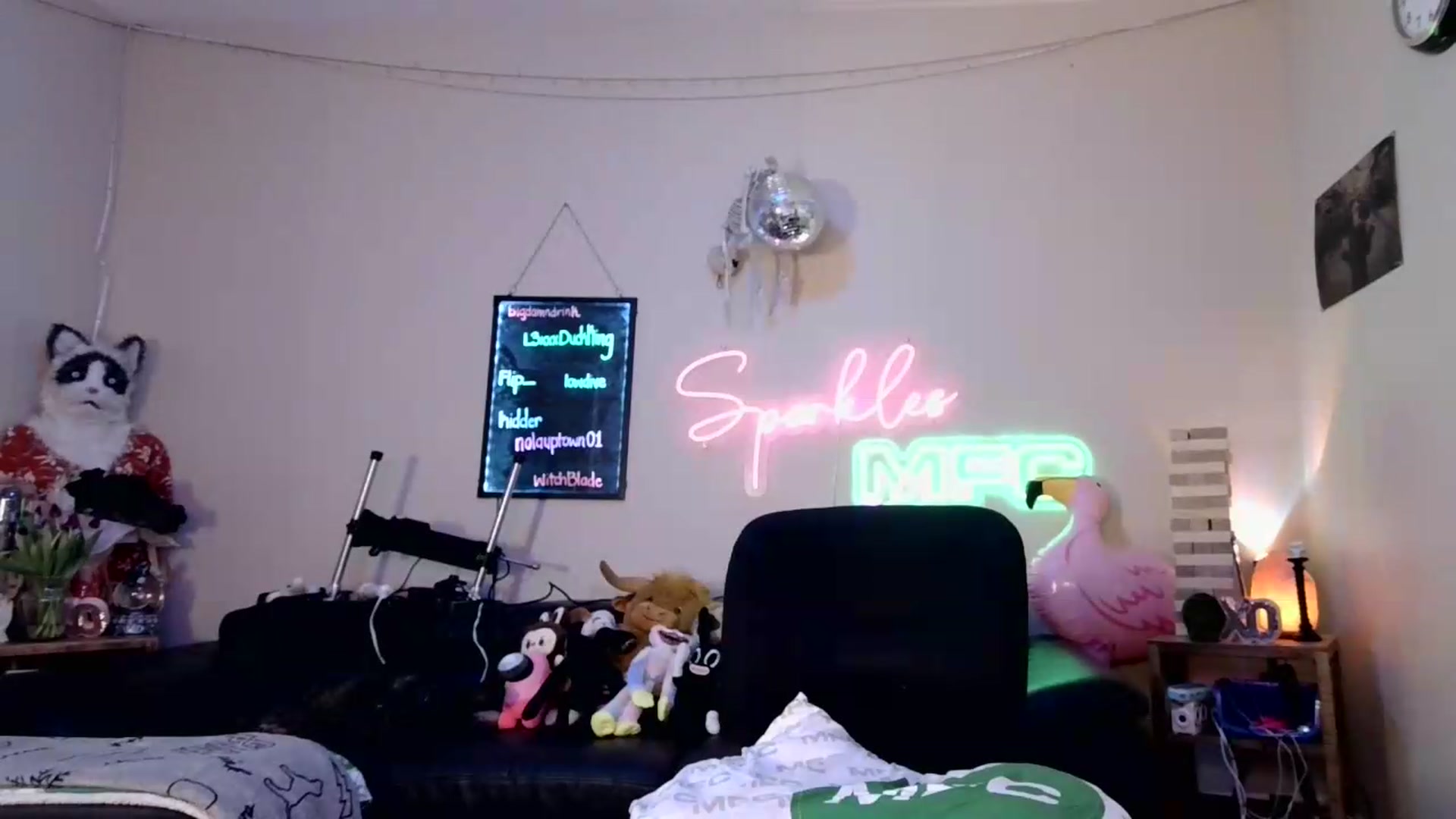 Gallery image thumbnail from SPARKL3S's myfreecams stream on, 05/09/2026, 11:34 image 8 of 20