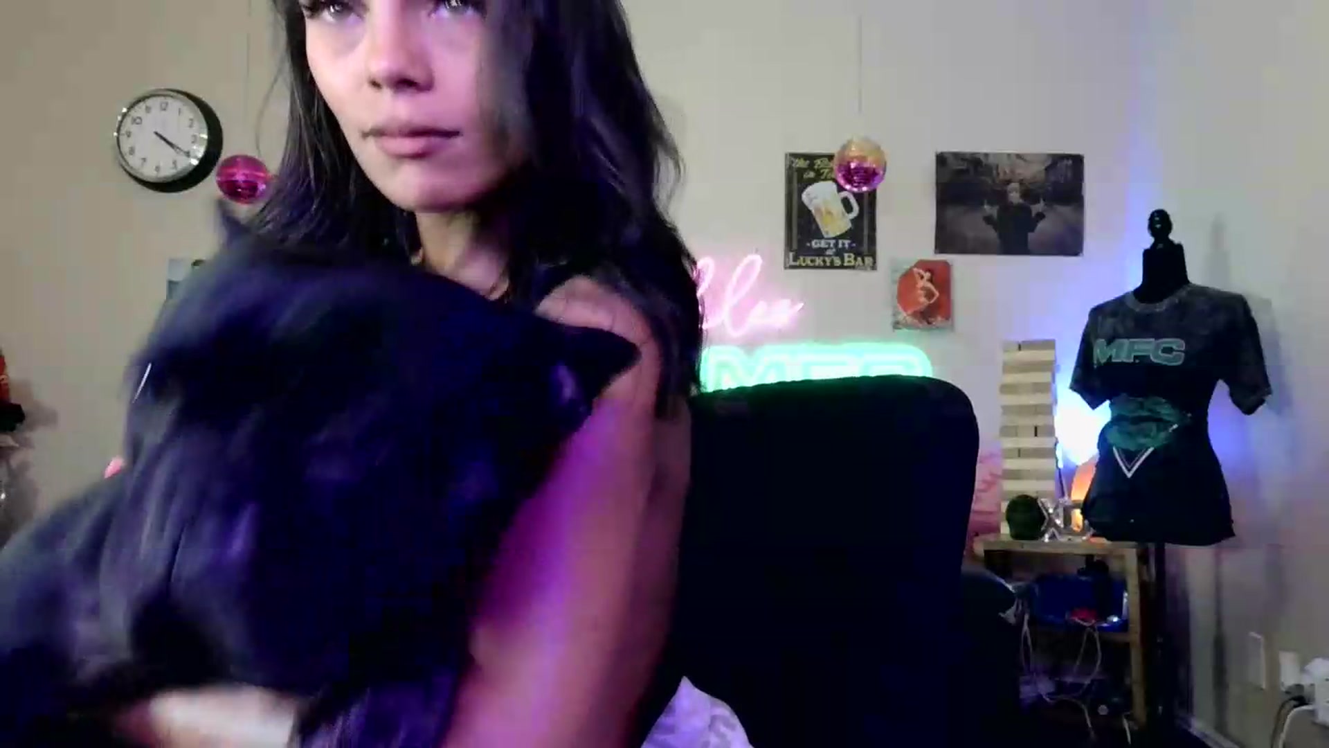 Gallery image thumbnail from SPARKL3S's myfreecams stream on, 05/16/2026, 10:11 image 14 of 20