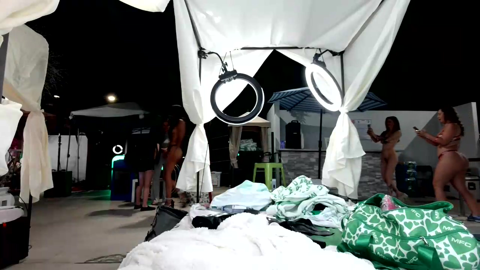 Gallery image thumbnail from SPARKL3S's myfreecams stream on, 05/21/2026, 09:54 image 18 of 20