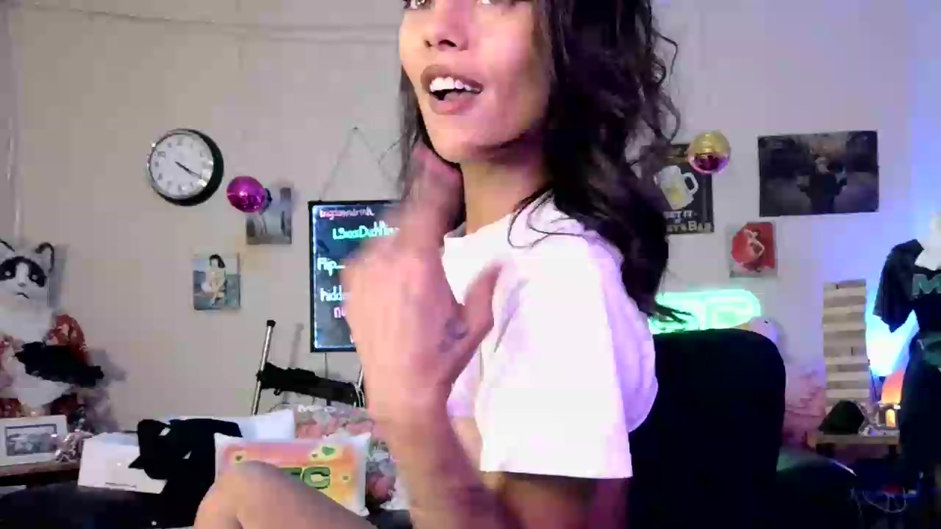 Gallery image thumbnail from SPARKL3S's myfreecams stream on, 05/28/2026, 10:52 image 9 of 20