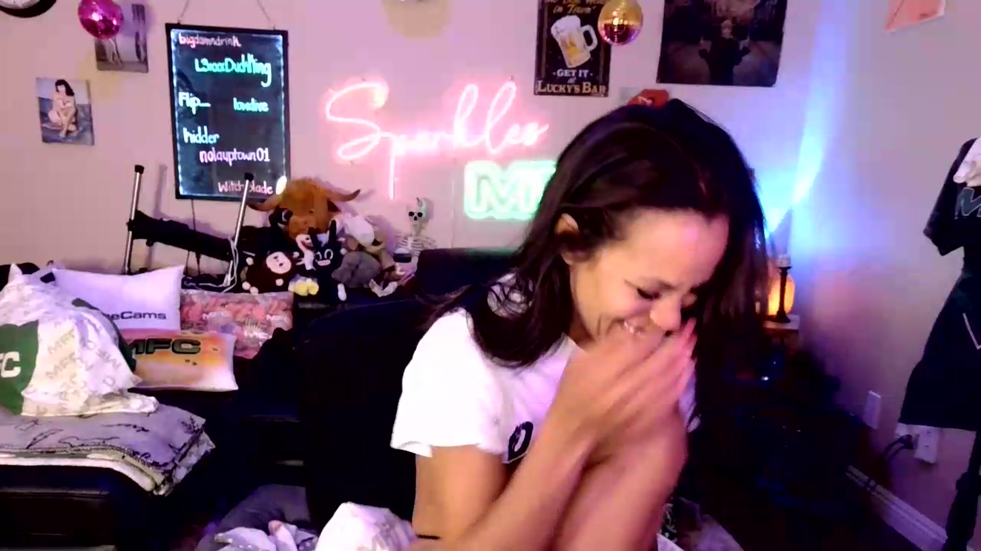 Gallery image thumbnail from SPARKL3S's myfreecams stream on, 06/01/2026, 11:16 image 11 of 20