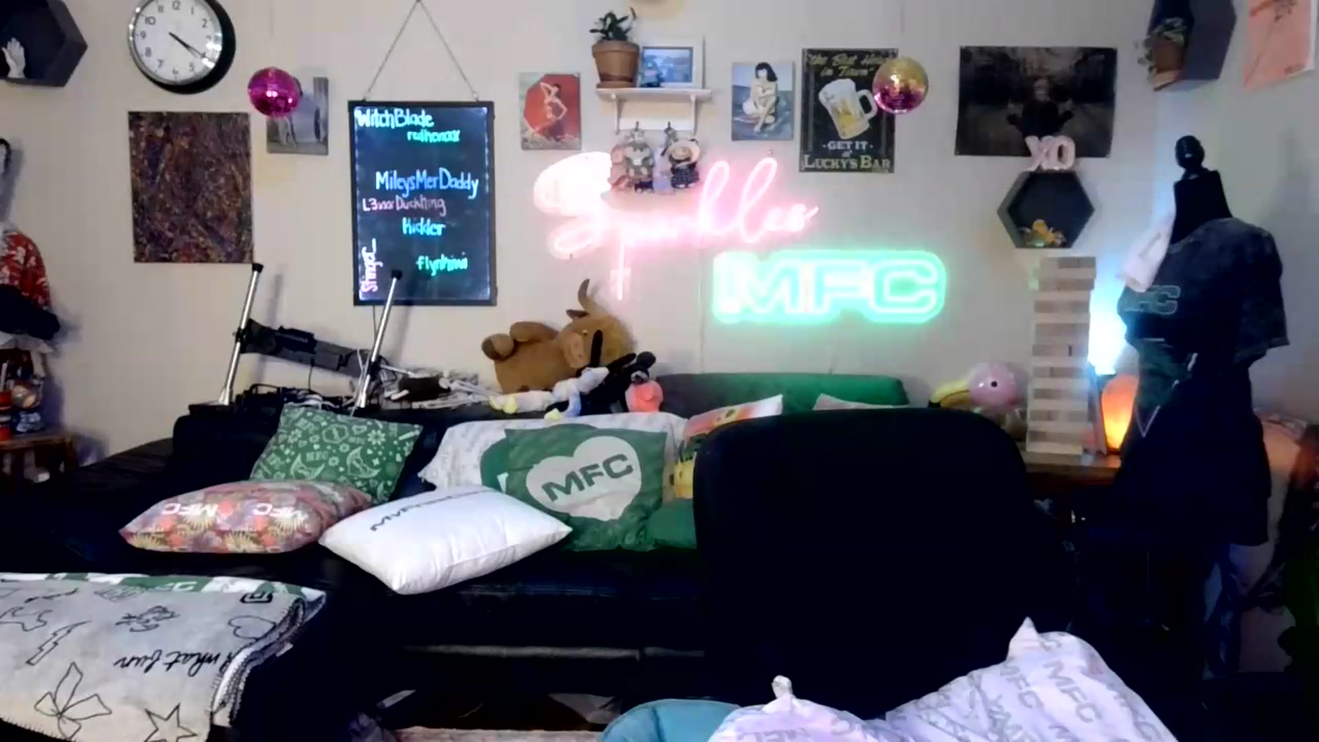 Gallery image thumbnail from SPARKL3S's myfreecams stream on, 07/02/2026, 11:26 image 13 of 20