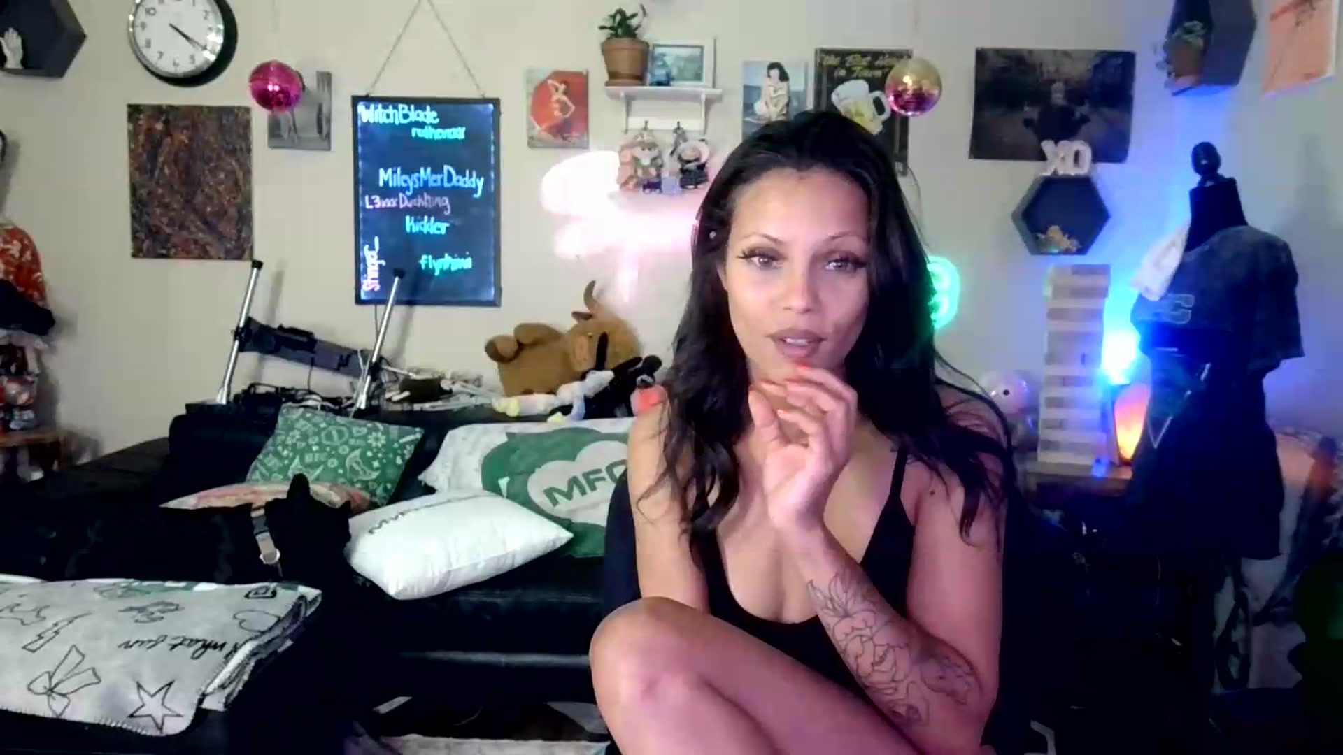Gallery image thumbnail from SPARKL3S's myfreecams stream on, 07/02/2026, 11:26 image 10 of 20