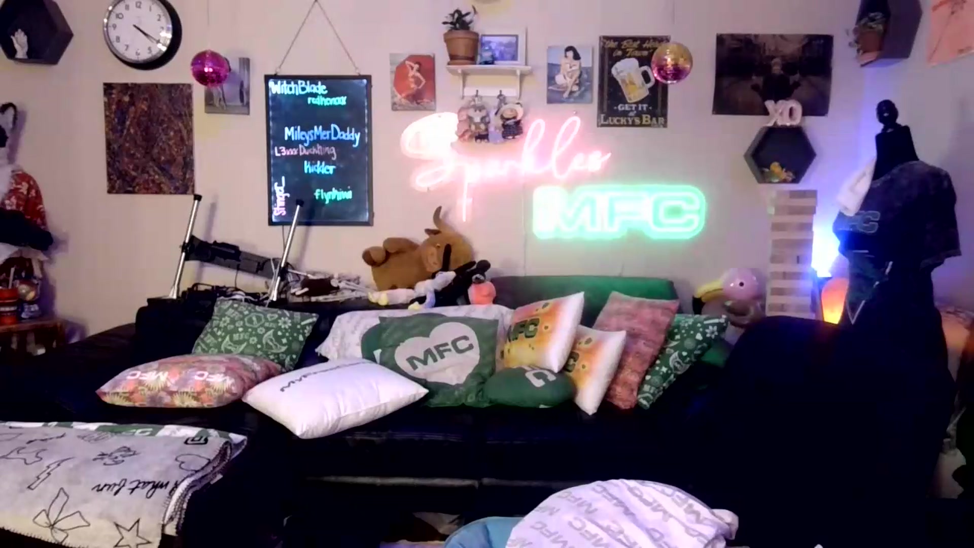 Gallery image thumbnail from SPARKL3S's myfreecams stream on, 07/02/2026, 11:26 image 16 of 20