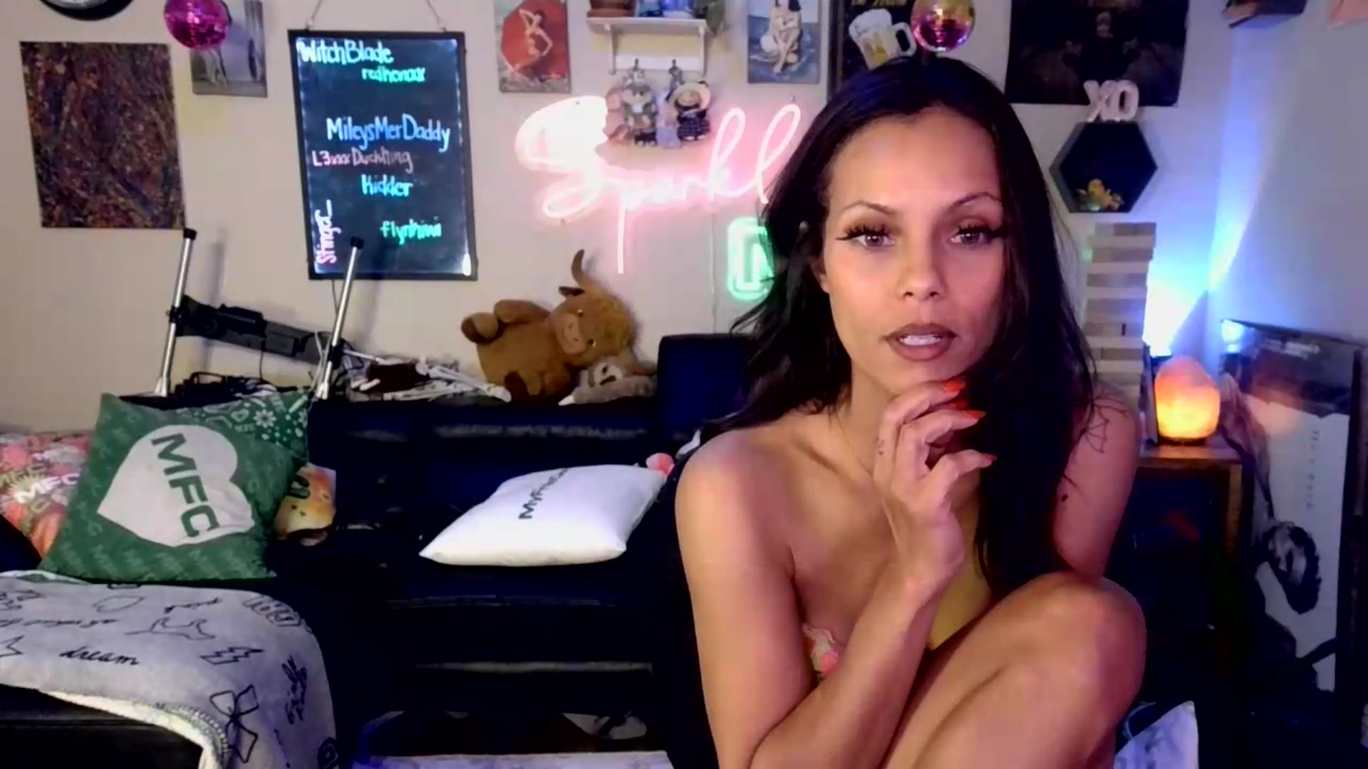 Gallery image thumbnail from SPARKL3S's myfreecams stream on, 07/11/2026, 11:10 image 6 of 20