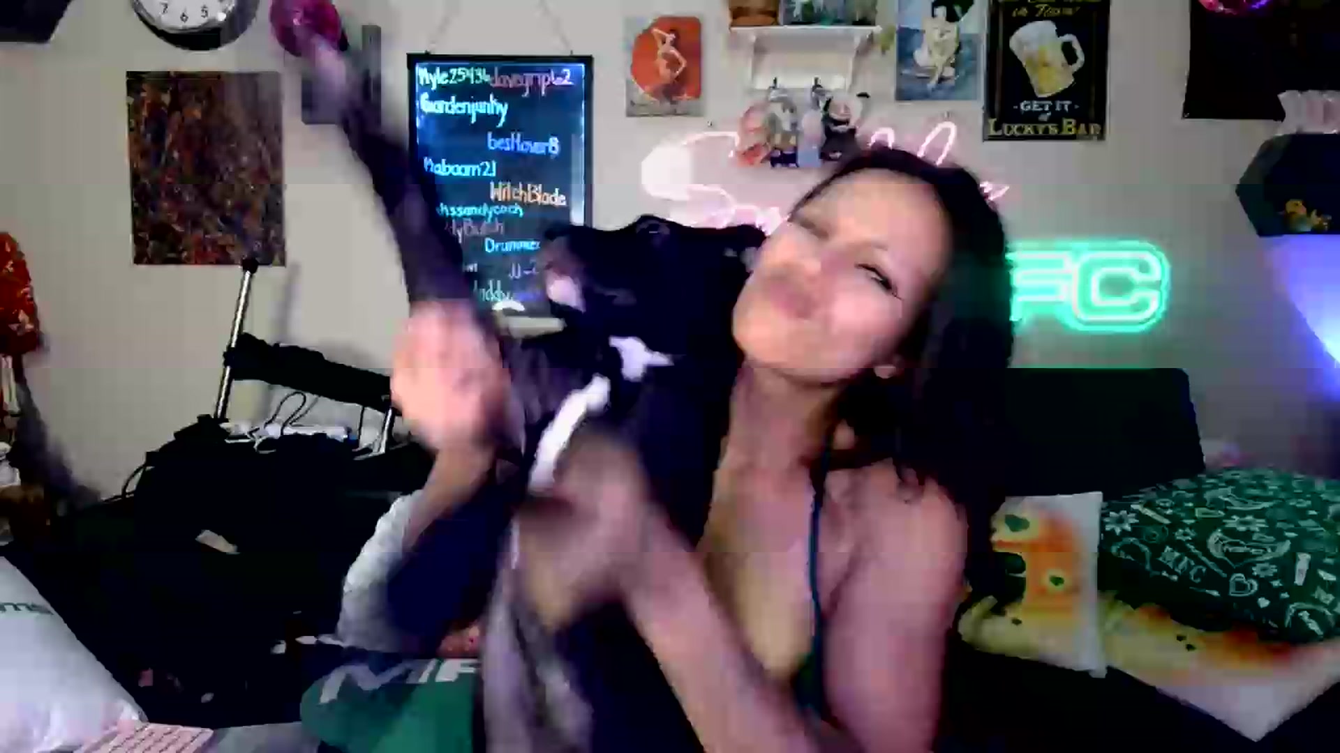 Gallery image thumbnail from SPARKL3S's myfreecams stream on, 08/16/2026, 09:38 image 1 of 20