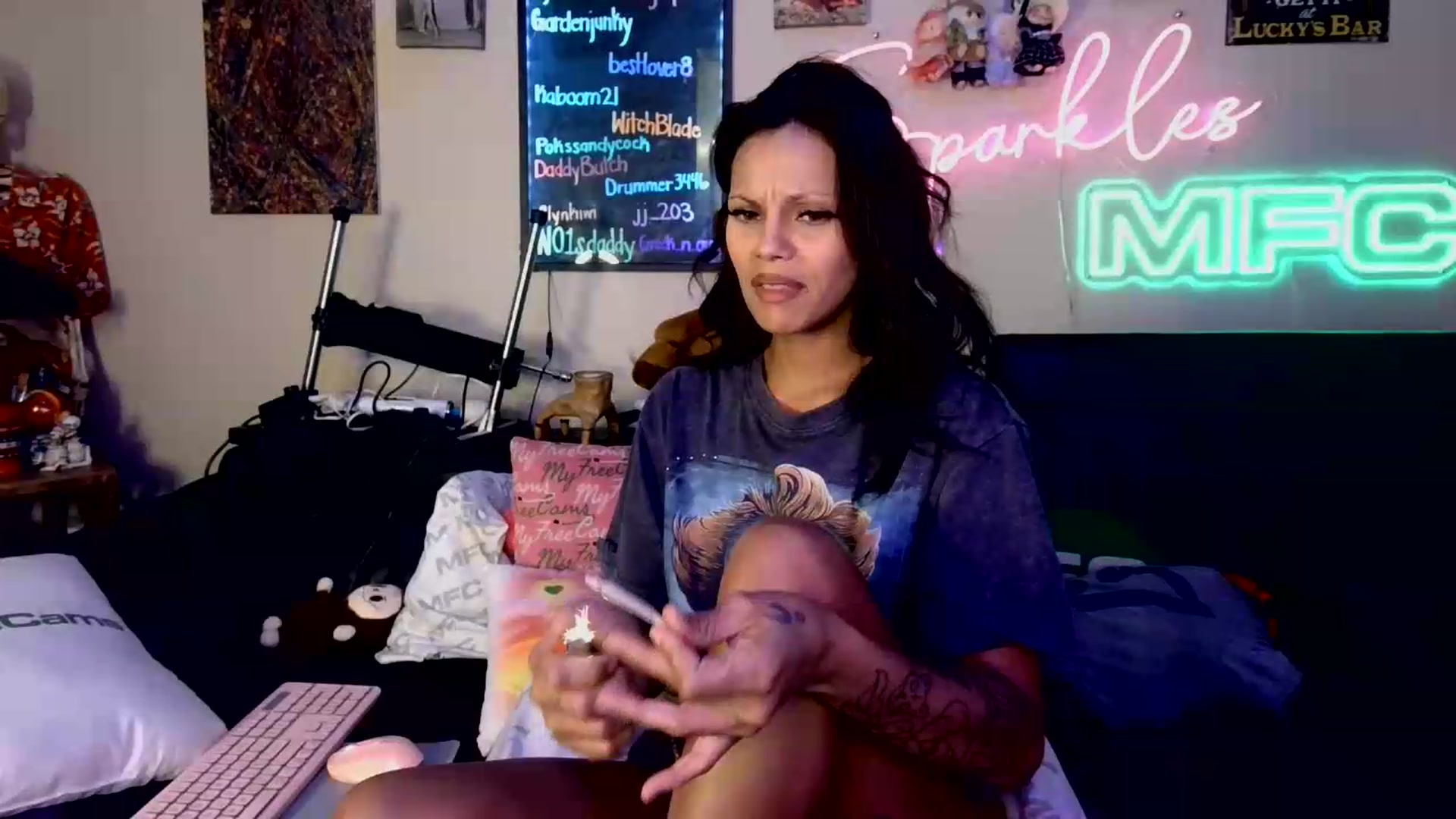Gallery image thumbnail from SPARKL3S's myfreecams stream on, 08/17/2026, 09:29 image 16 of 20
