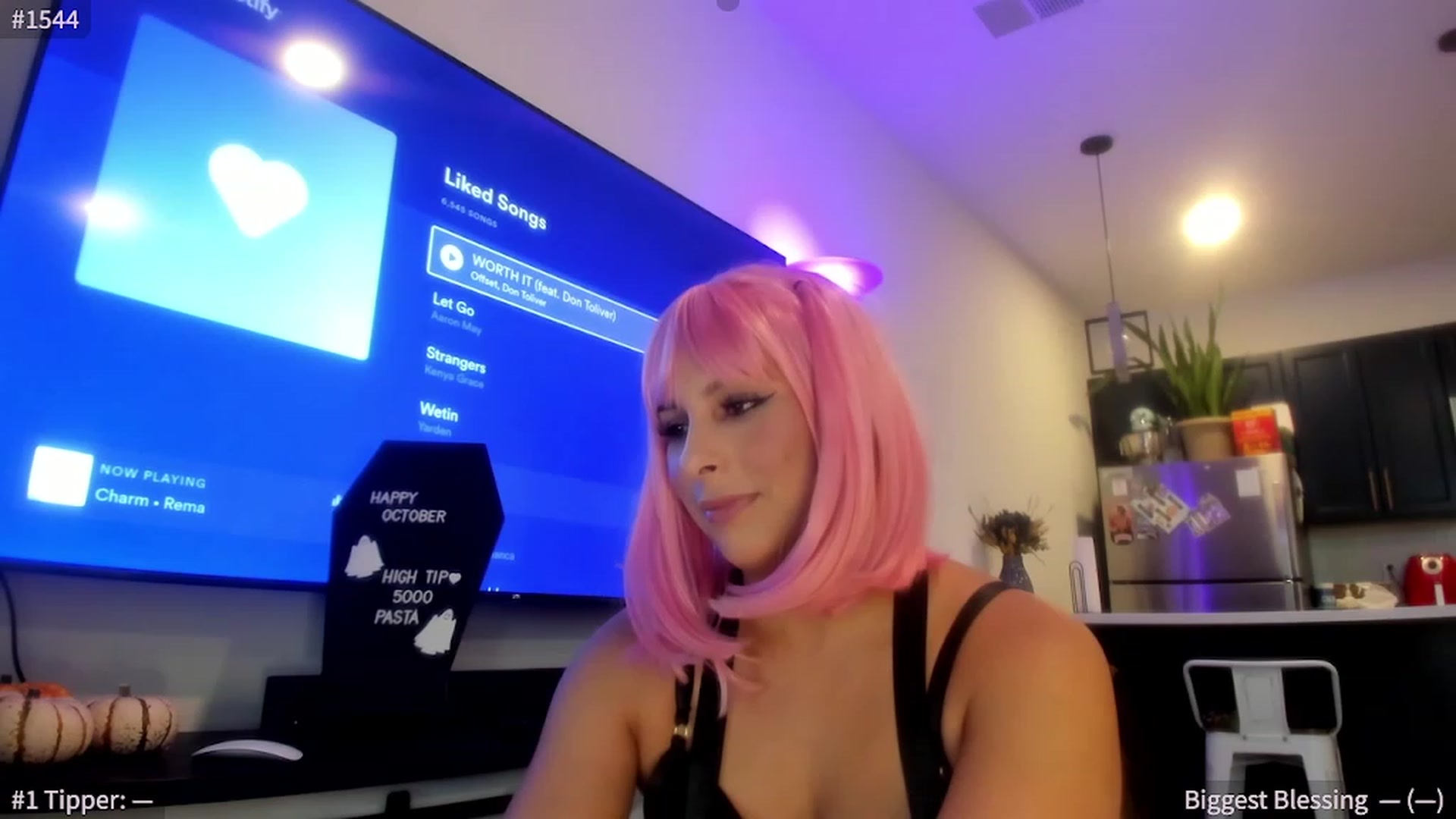 Gallery image thumbnail from SPARKLY's myfreecams stream on, 10/30/2023, 17:02 image 3 of 20