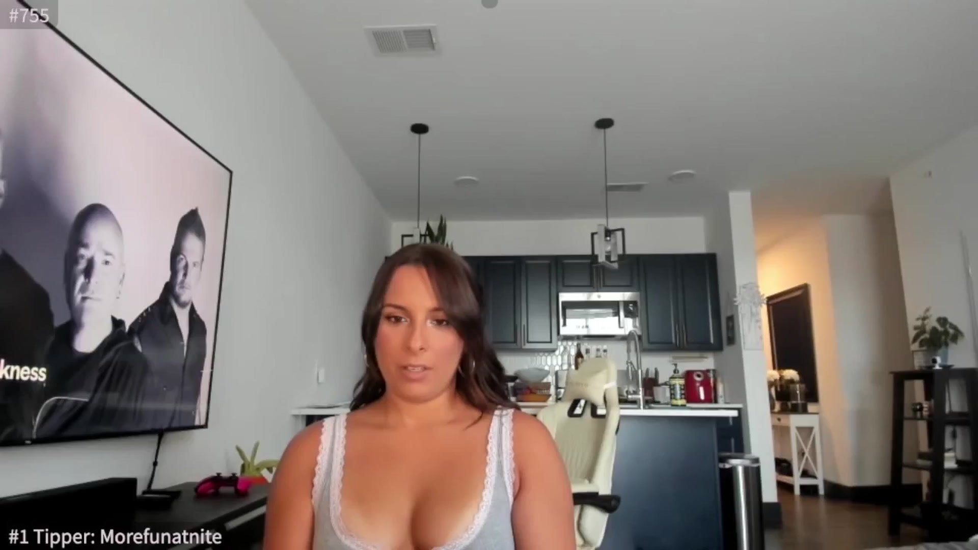 Gallery image thumbnail from SPARKLY's myfreecams stream on, 08/05/2024, 16:39 image 11 of 20