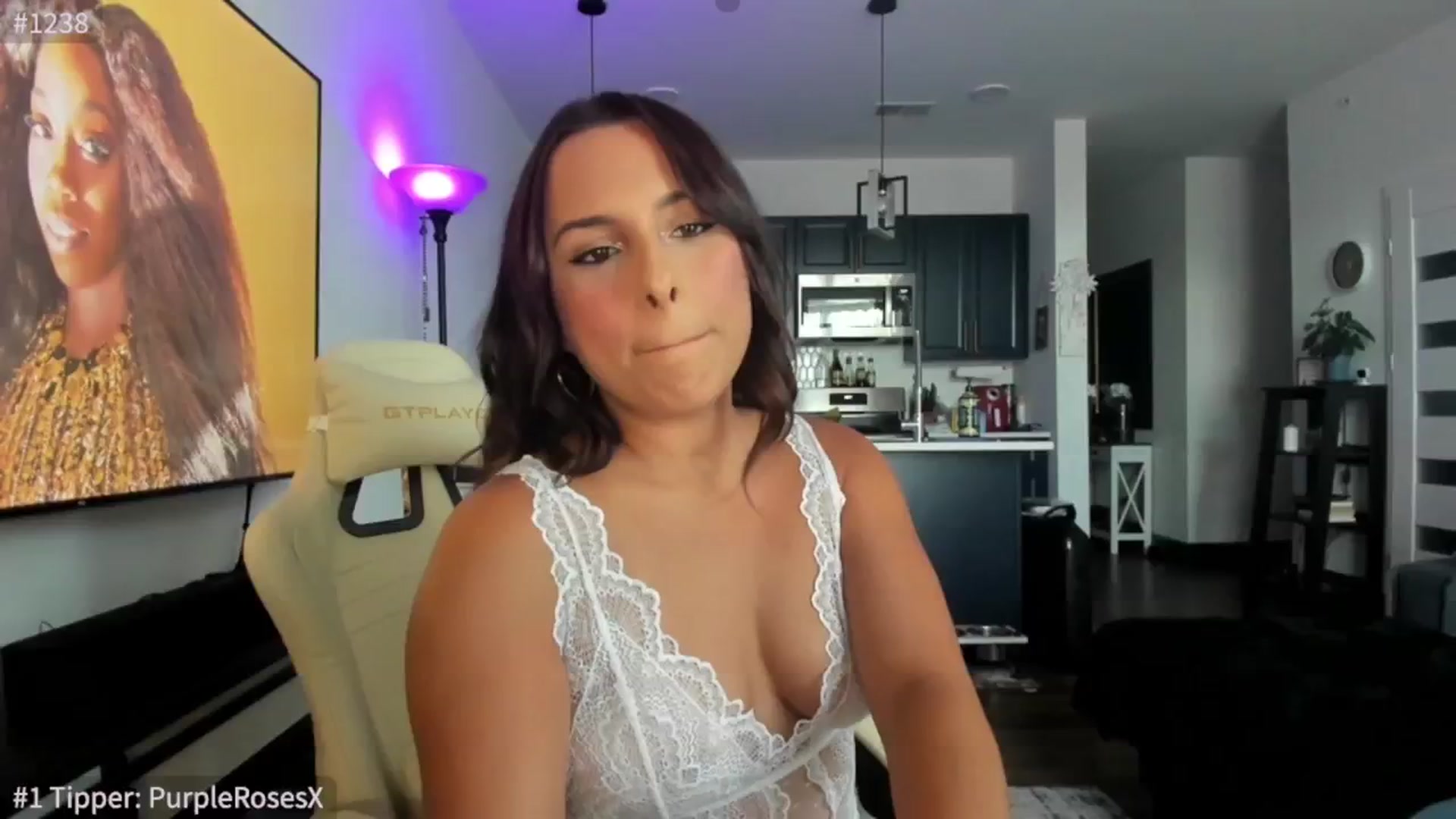 Gallery image thumbnail from SPARKLY's myfreecams stream on, 08/13/2024, 17:24 image 11 of 20