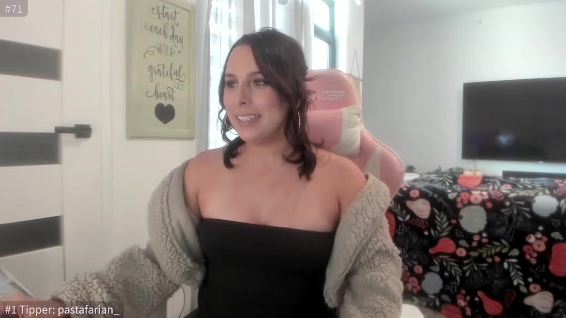 Gallery image thumbnail from SPARKLY9YEARS's myfreecams stream on, 11/06/2023, 18:41 image 5 of 20