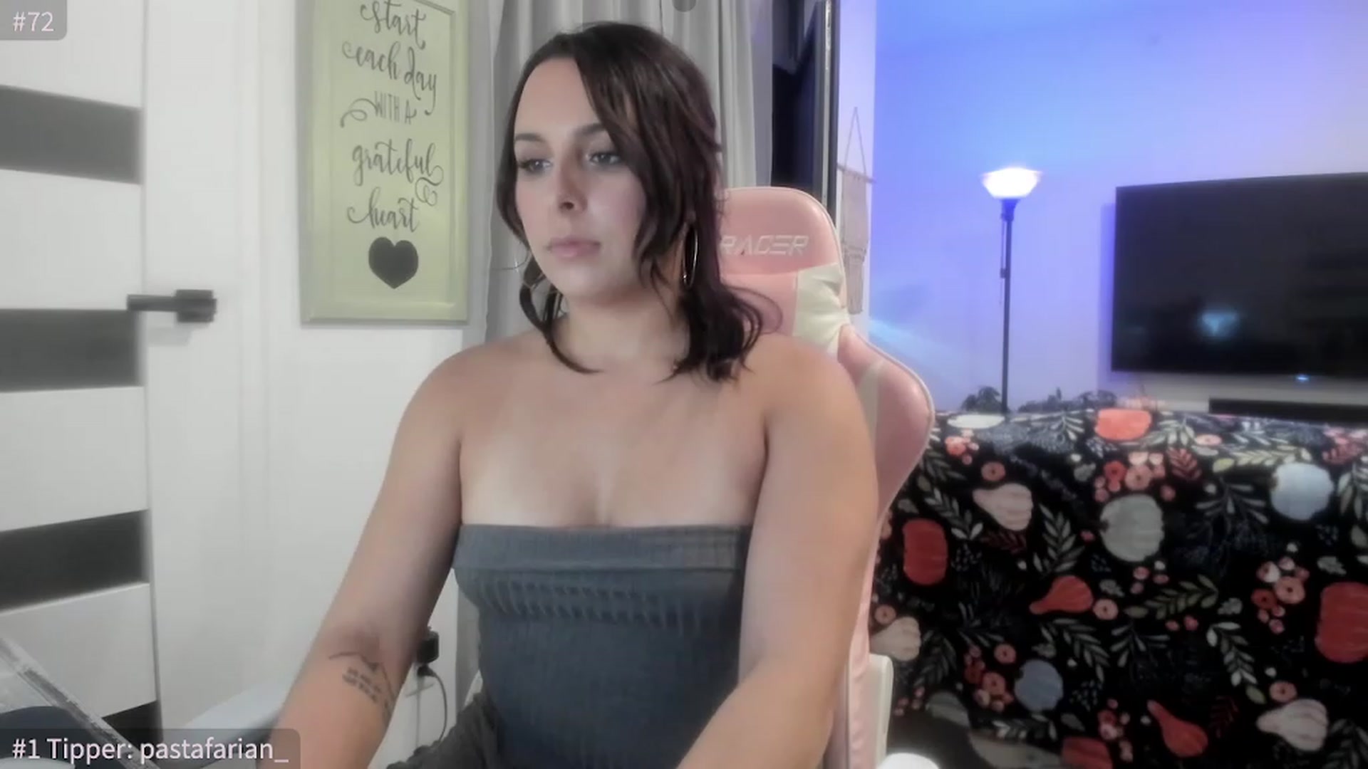 Gallery image thumbnail from SPARKLY9YEARS's myfreecams stream on, 11/06/2023, 22:23 image 16 of 20