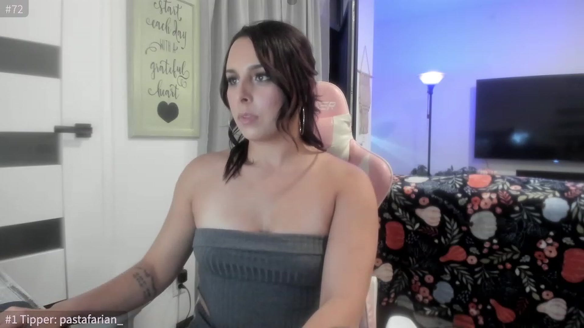 Gallery image thumbnail from SPARKLY9YEARS's myfreecams stream on, 11/06/2023, 22:23 image 20 of 20