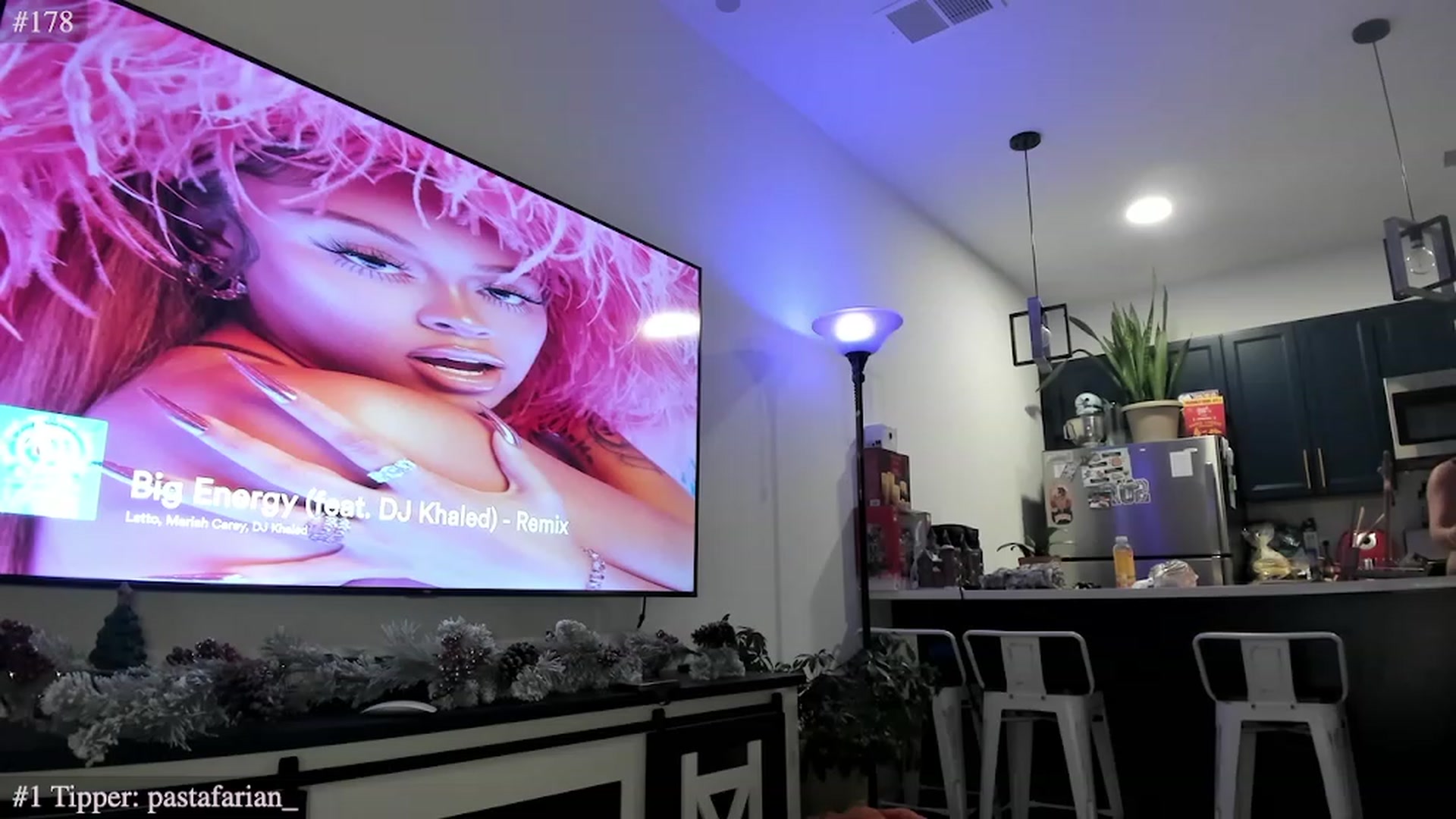 Gallery image thumbnail from SPARKLYBDAY's myfreecams stream on, 11/22/2023, 21:39 image 2 of 20