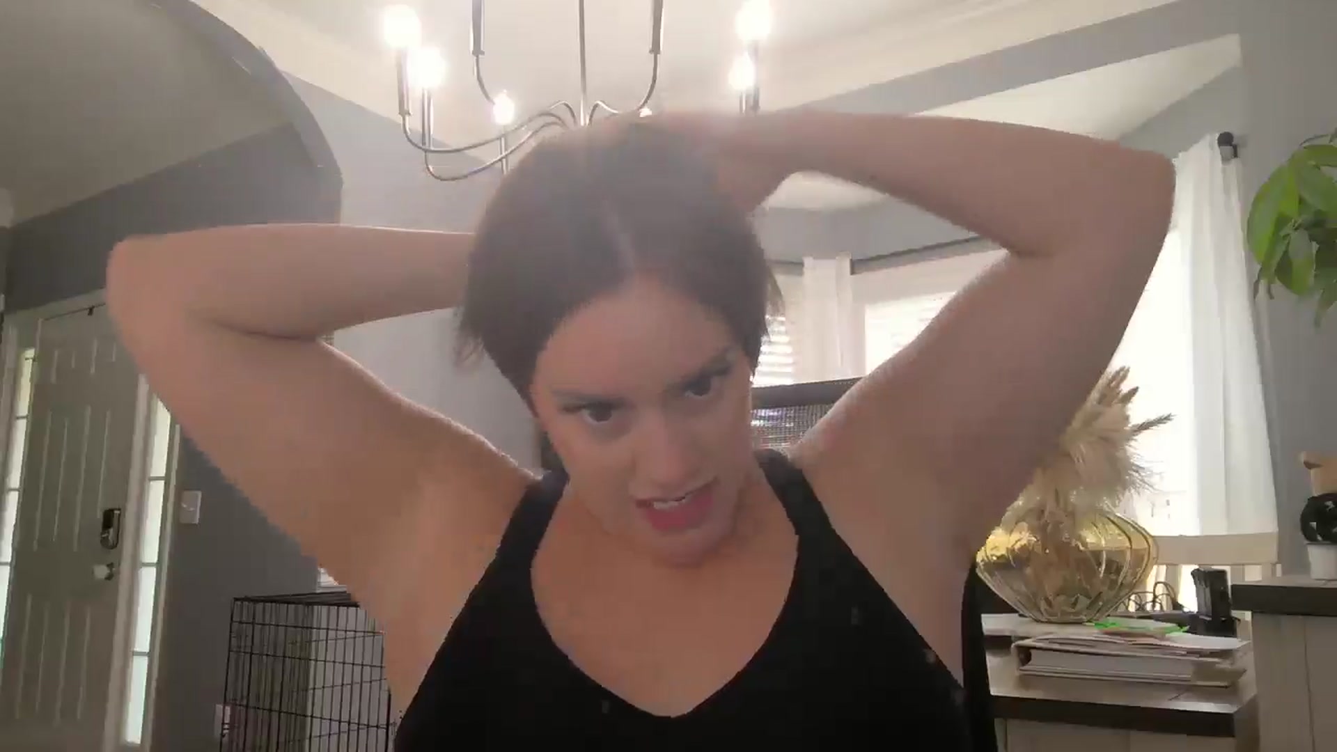 Gallery image thumbnail from SSHBBQ's myfreecams stream on, 04/04/2025, 14:22 image 19 of 20