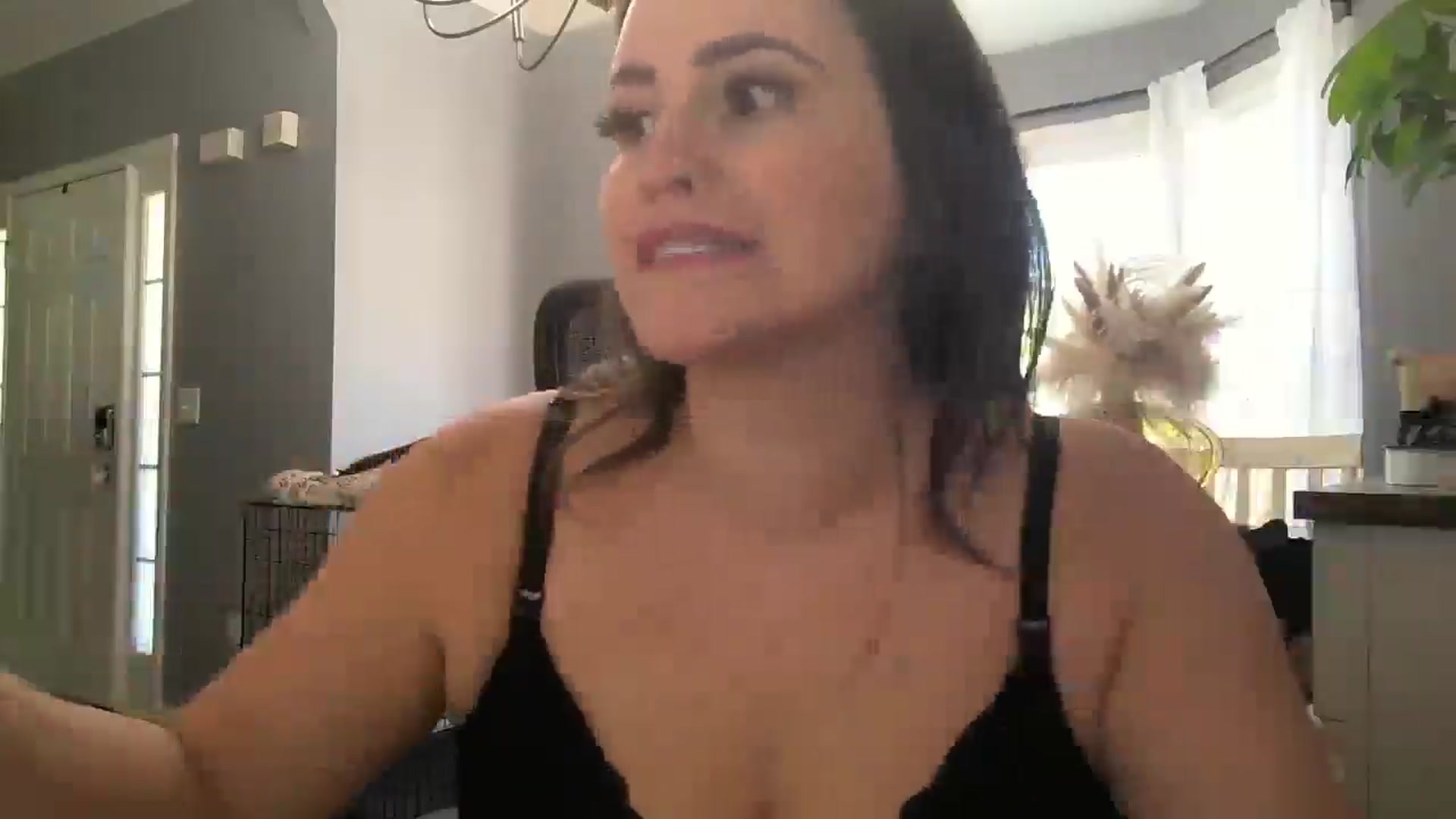 Gallery image thumbnail from SSHBBQ's myfreecams stream on, 04/09/2025, 18:54 image 17 of 20
