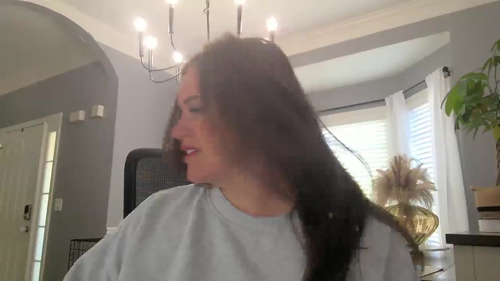 Gallery image thumbnail from SSHBBQ's myfreecams stream on, 04/17/2025, 15:01 image 14 of 20