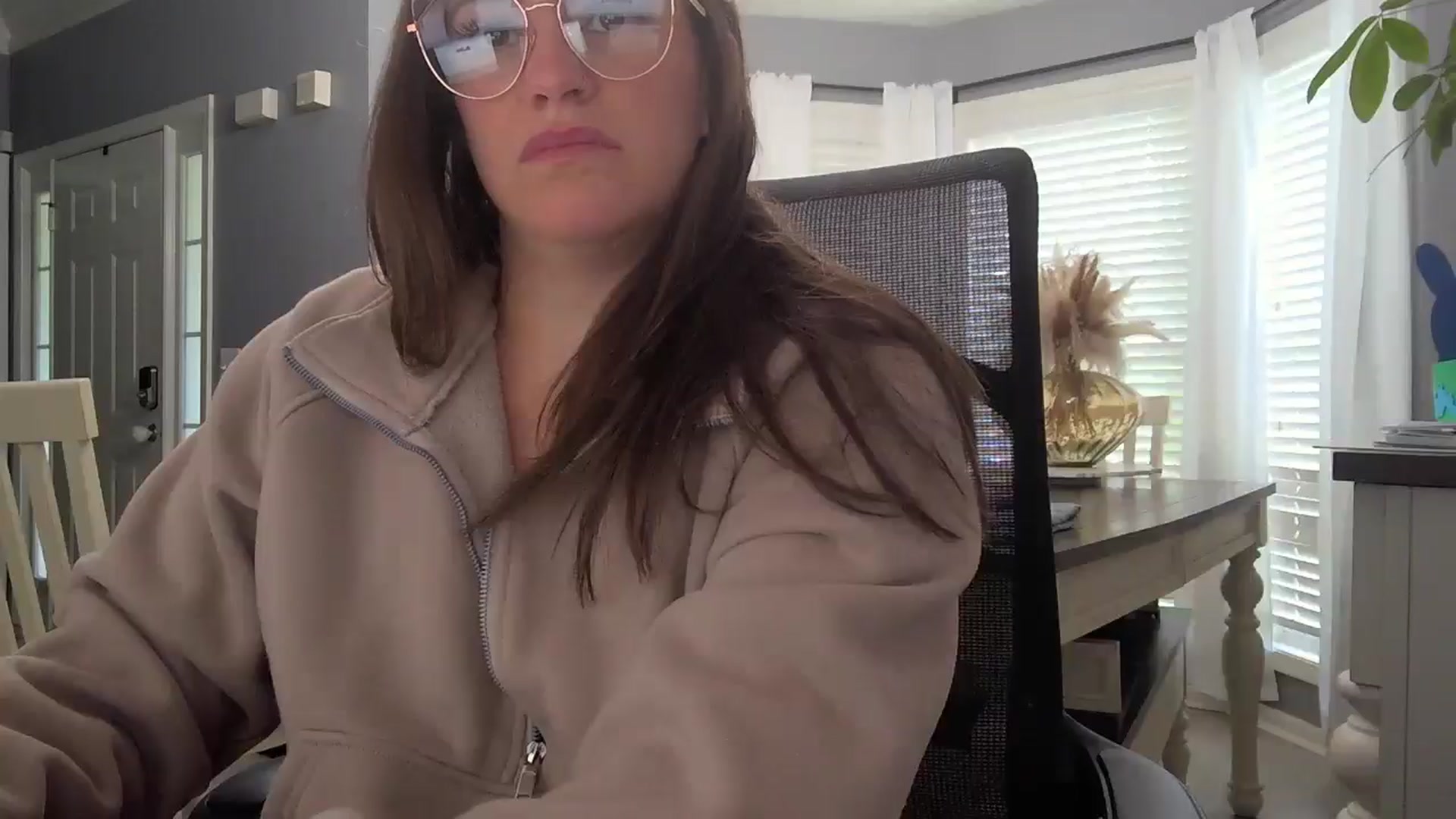 Gallery image thumbnail from SSHBBQ's myfreecams stream on, 04/24/2025, 18:52 image 6 of 20