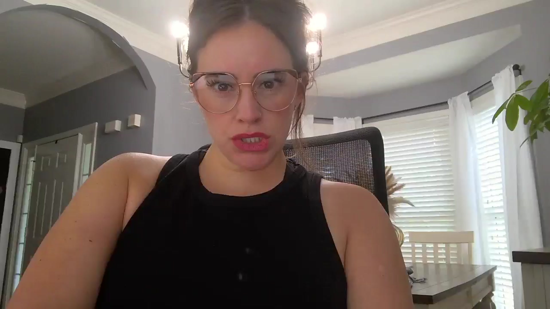 Gallery image thumbnail from SSHBBQ's myfreecams stream on, 04/29/2025, 15:59 image 1 of 20