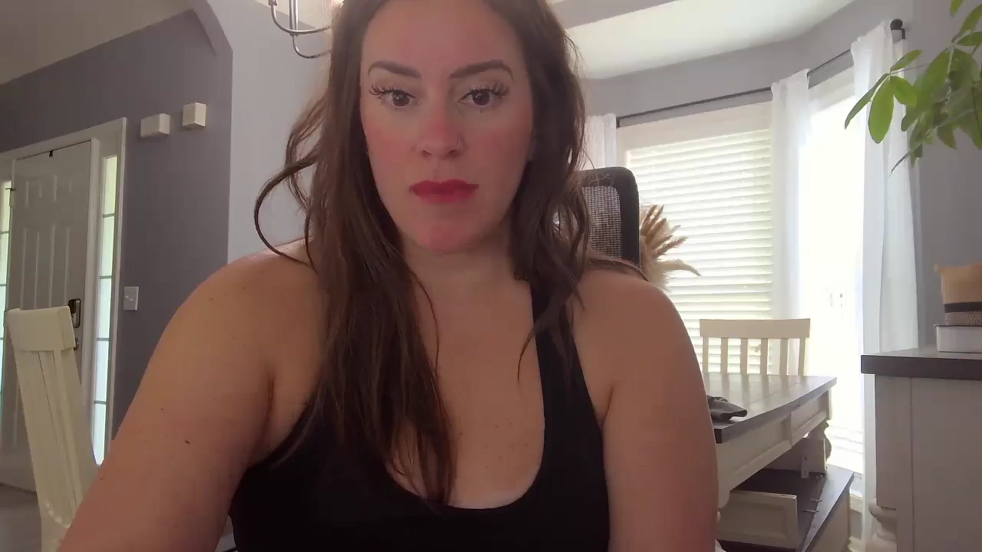 Gallery image thumbnail from SSHBBQ's myfreecams stream on, 05/01/2025, 15:23 image 18 of 20