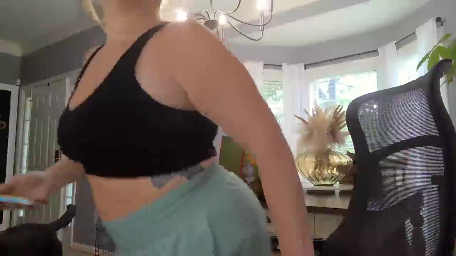 Gallery image thumbnail from SSHBBQ's myfreecams stream on, 05/07/2025, 16:07 image 11 of 20