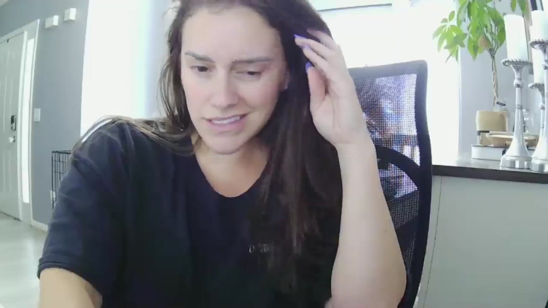 Gallery image thumbnail from SSHBBQ's myfreecams stream on, 06/04/2025, 18:01 image 2 of 20