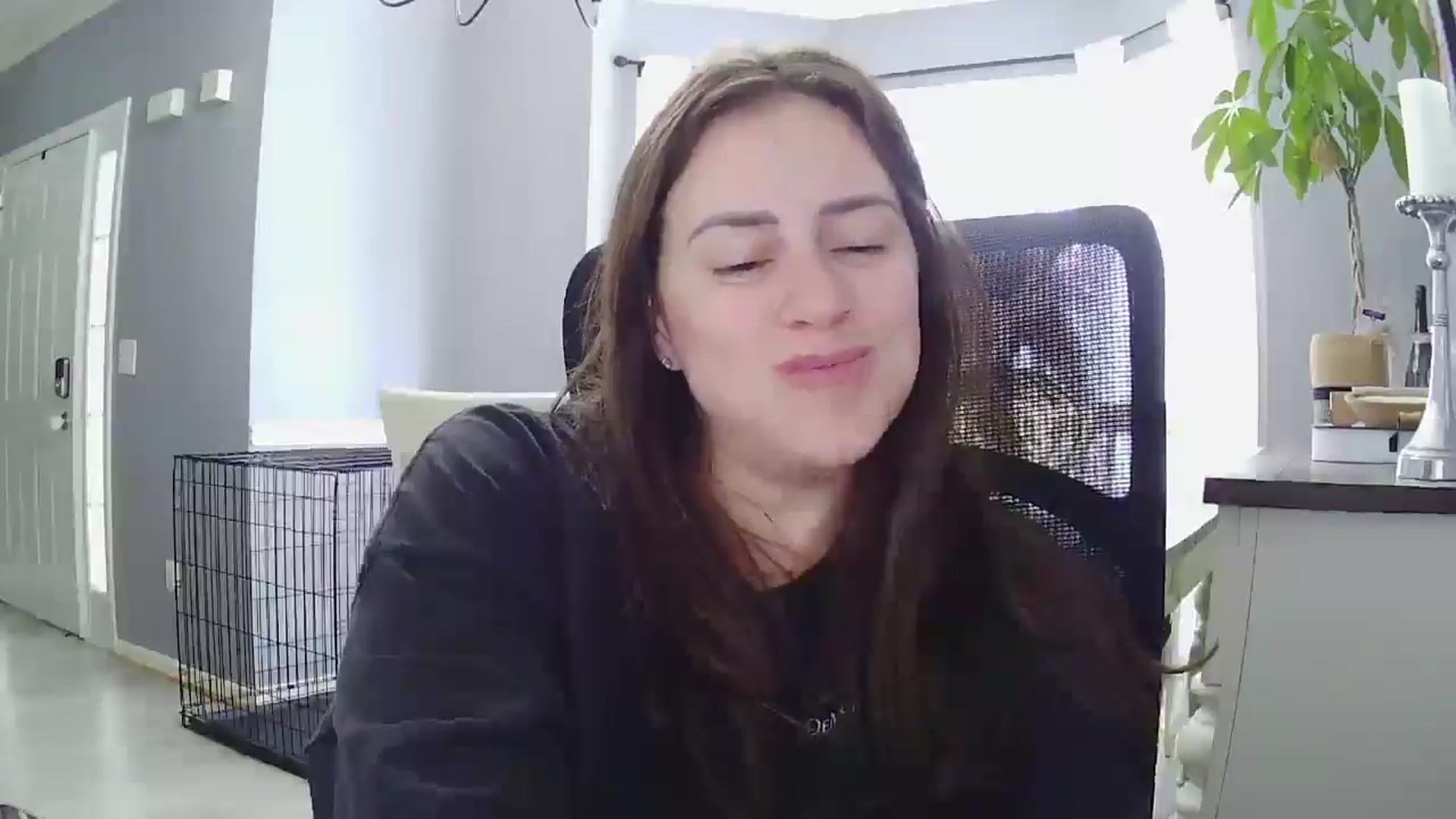 Gallery image thumbnail from SSHBBQ's myfreecams stream on, 06/04/2025, 19:03 image 14 of 20