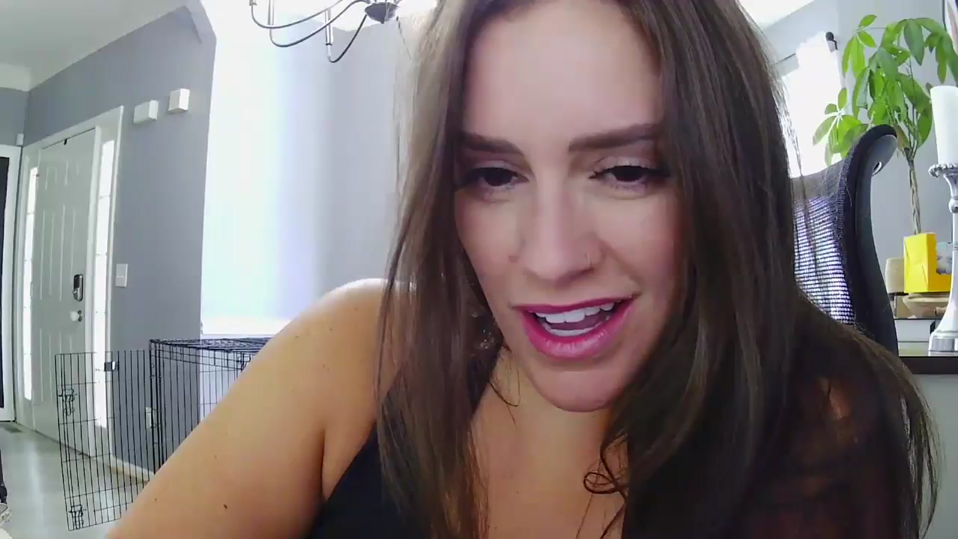 Gallery image thumbnail from SSHBBQ's myfreecams stream on, 06/11/2025, 17:10 image 1 of 20