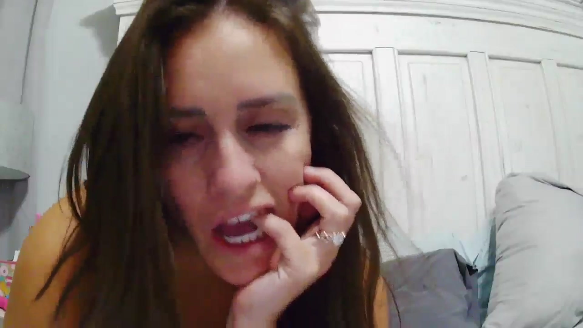Gallery image thumbnail from SSHBBQ's myfreecams stream on, 06/17/2025, 16:32 image 16 of 20