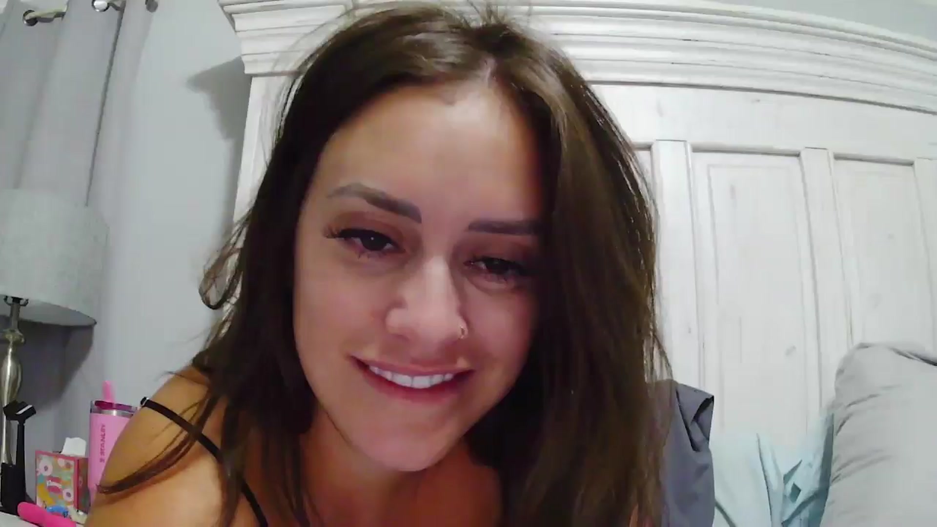 Gallery image thumbnail from SSHBBQ's myfreecams stream on, 06/17/2025, 17:31 image 10 of 20