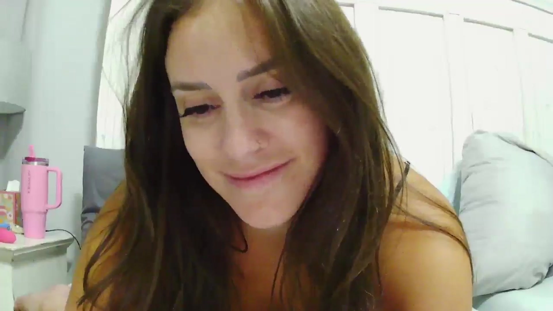 Gallery image thumbnail from SSHBBQ's myfreecams stream on, 06/17/2025, 17:31 image 13 of 20
