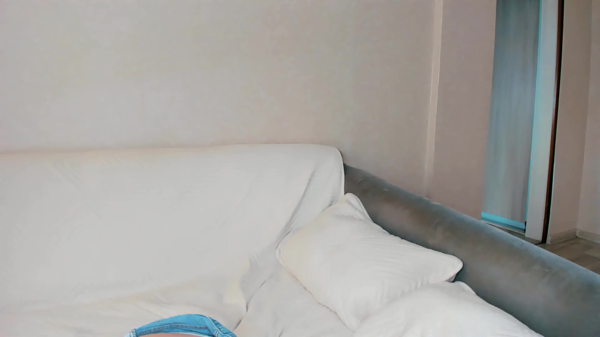 Gallery image thumbnail from SSunSShine's myfreecams stream on, 04/20/2023, 12:33 image 3 of 20