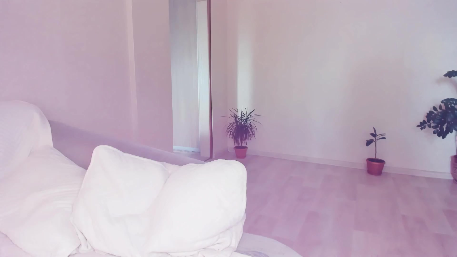 Gallery image thumbnail from SSunSShine's myfreecams stream on, 06/22/2023, 12:28 image 7 of 20