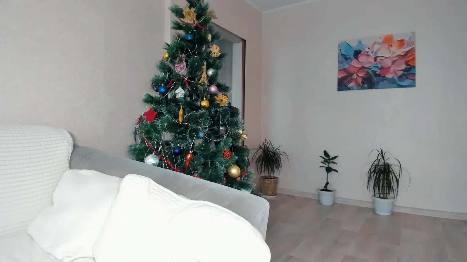 Gallery image thumbnail from SSunSShine's myfreecams stream on, 01/14/2025, 12:25 image 20 of 20