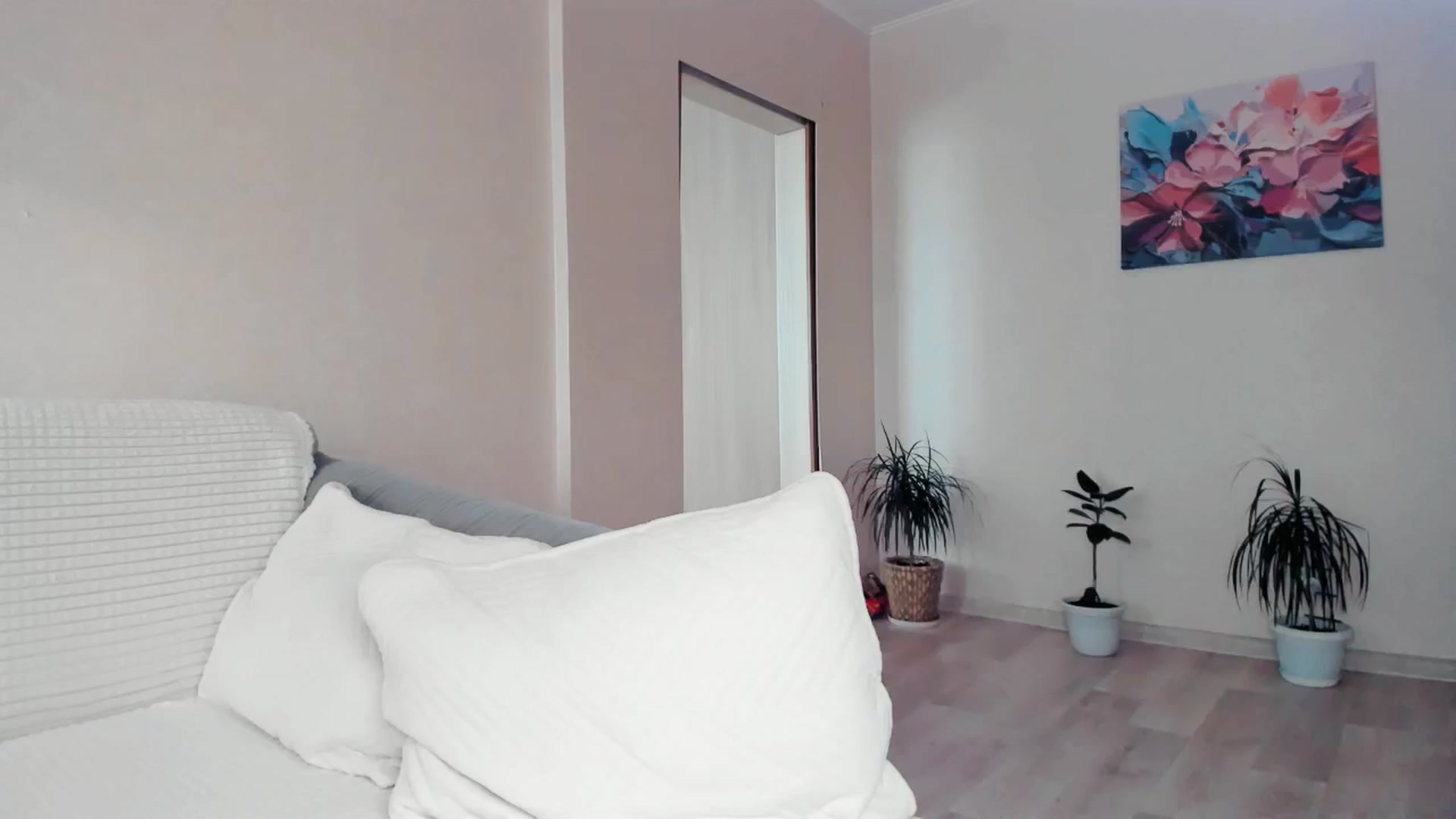 Gallery image thumbnail from SSunSShine's myfreecams stream on, 02/27/2025, 12:48 image 3 of 20
